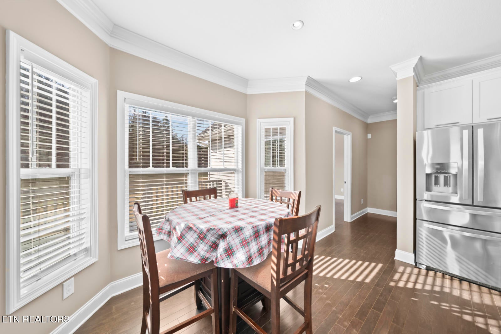 Oak Ridge, Tennessee, 37830, United States, 4 Bedrooms Bedrooms, ,3 BathroomsBathrooms,Residential,For Sale,2003025