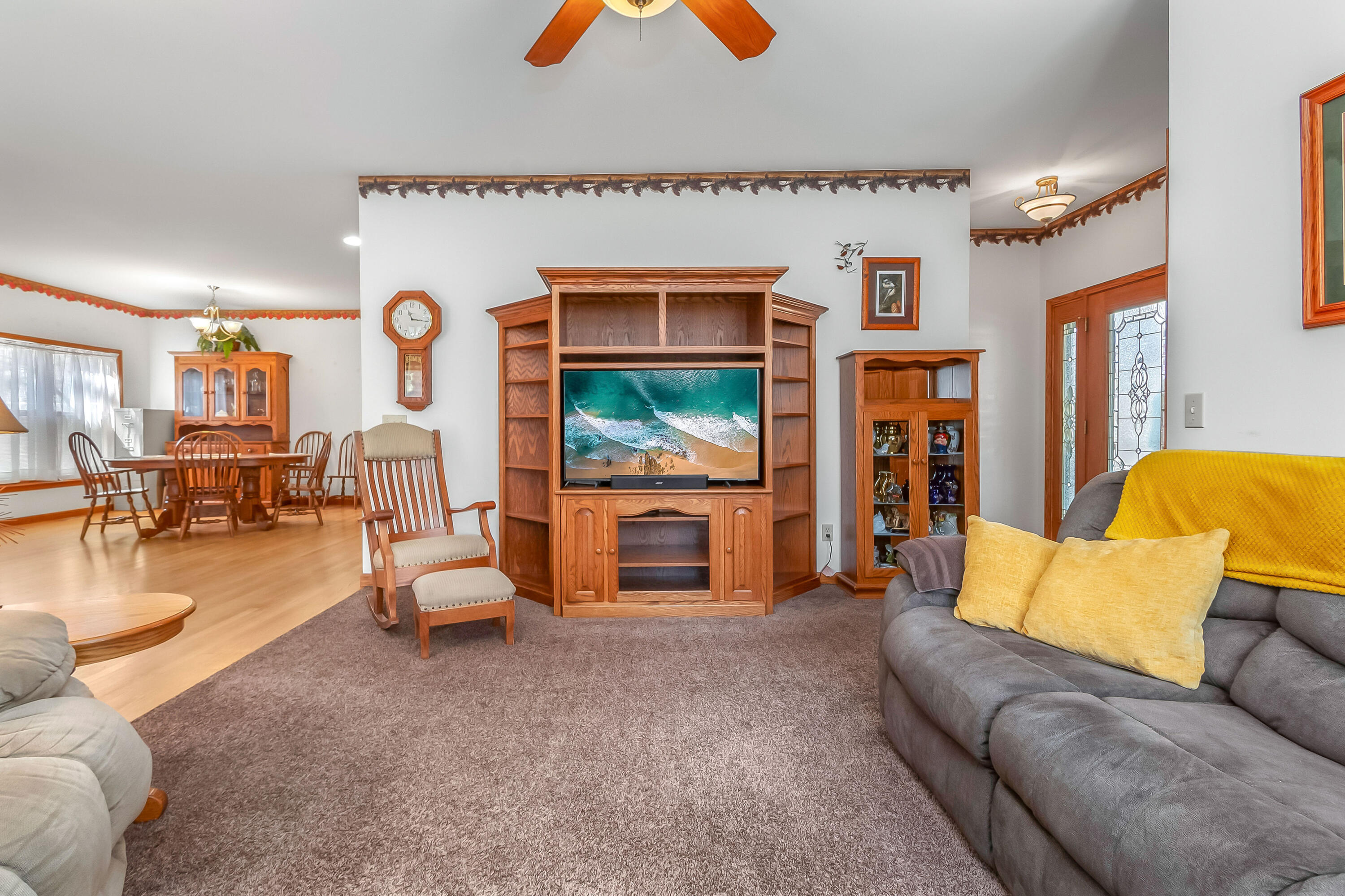 Hillsdale, Michigan, 49242, United States, 5 Bedrooms Bedrooms, ,3 BathroomsBathrooms,Residential,For Sale,1980121