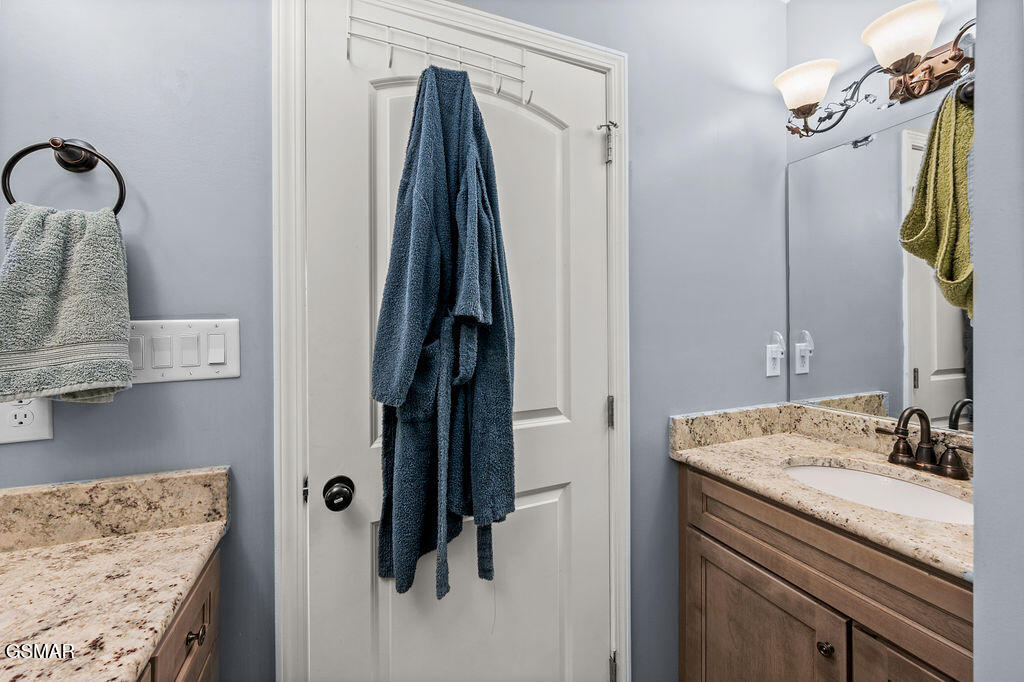Gatlinburg, Tennessee, 37738, United States, 2 Bedrooms Bedrooms, ,2 BathroomsBathrooms,Residential,For Sale,1924446
