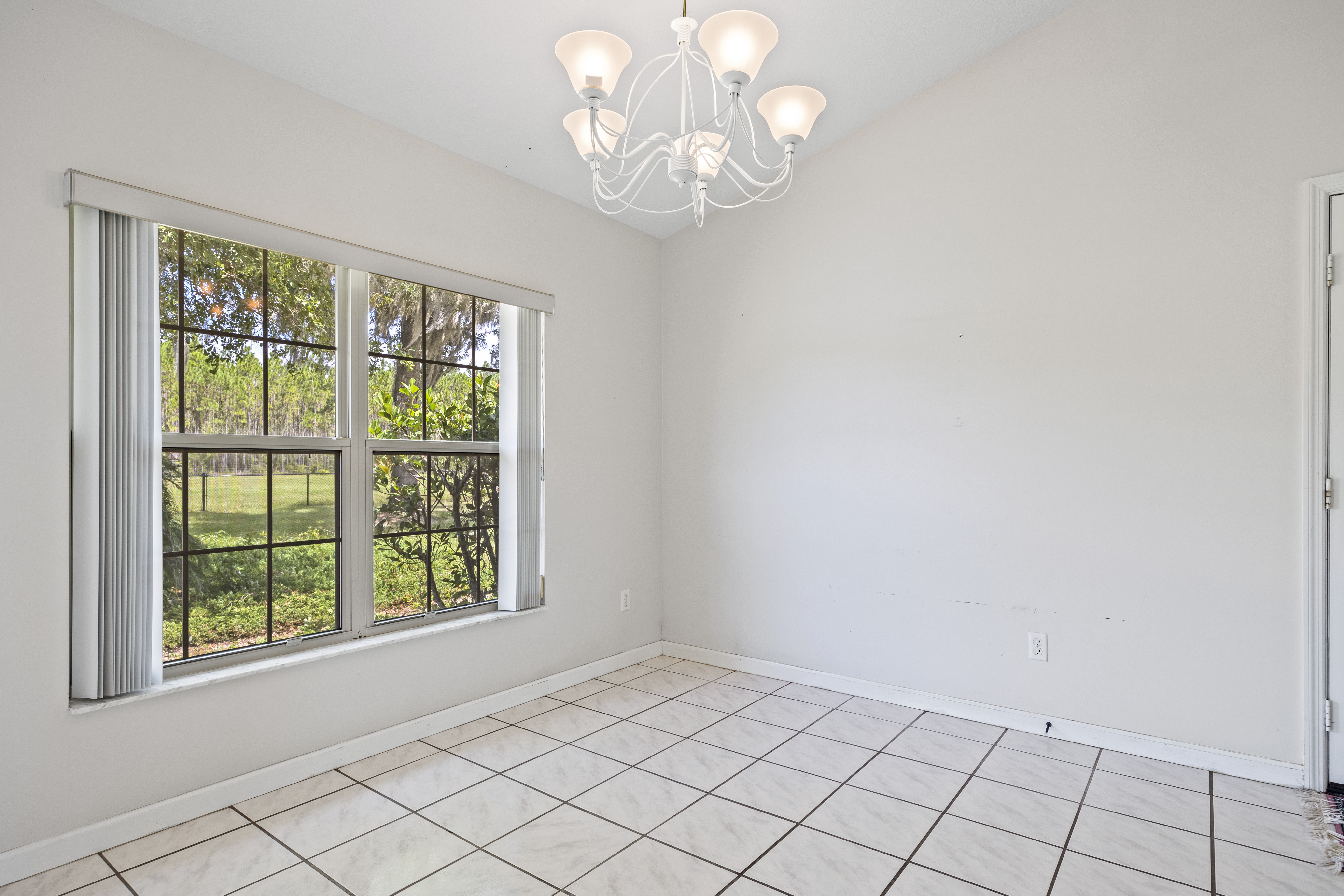 LAKE CITY, Florida, 32024, United States, 3 Bedrooms Bedrooms, ,2 BathroomsBathrooms,Residential,For Sale,1948883