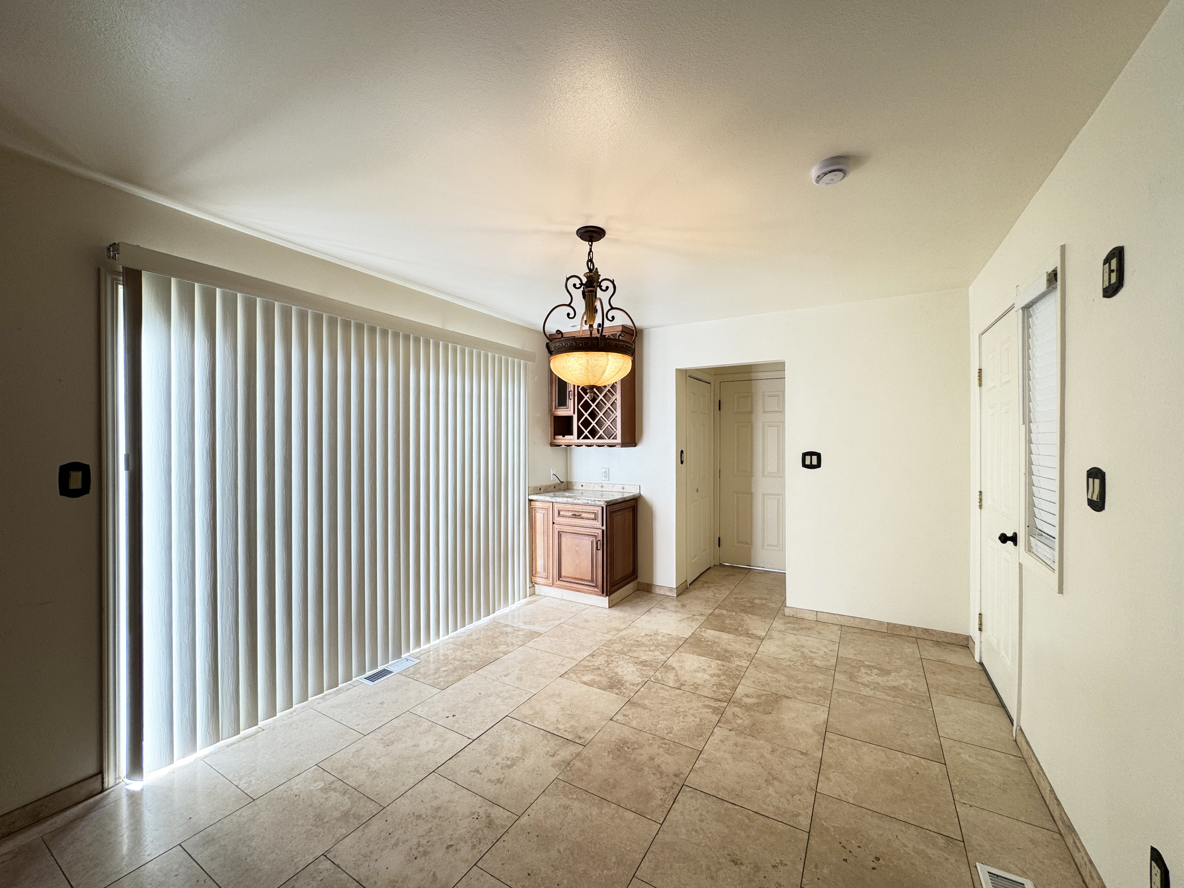 Ukiah, California, 95482, United States, 3 Bedrooms Bedrooms, ,2 BathroomsBathrooms,Residential,For Sale,1845270