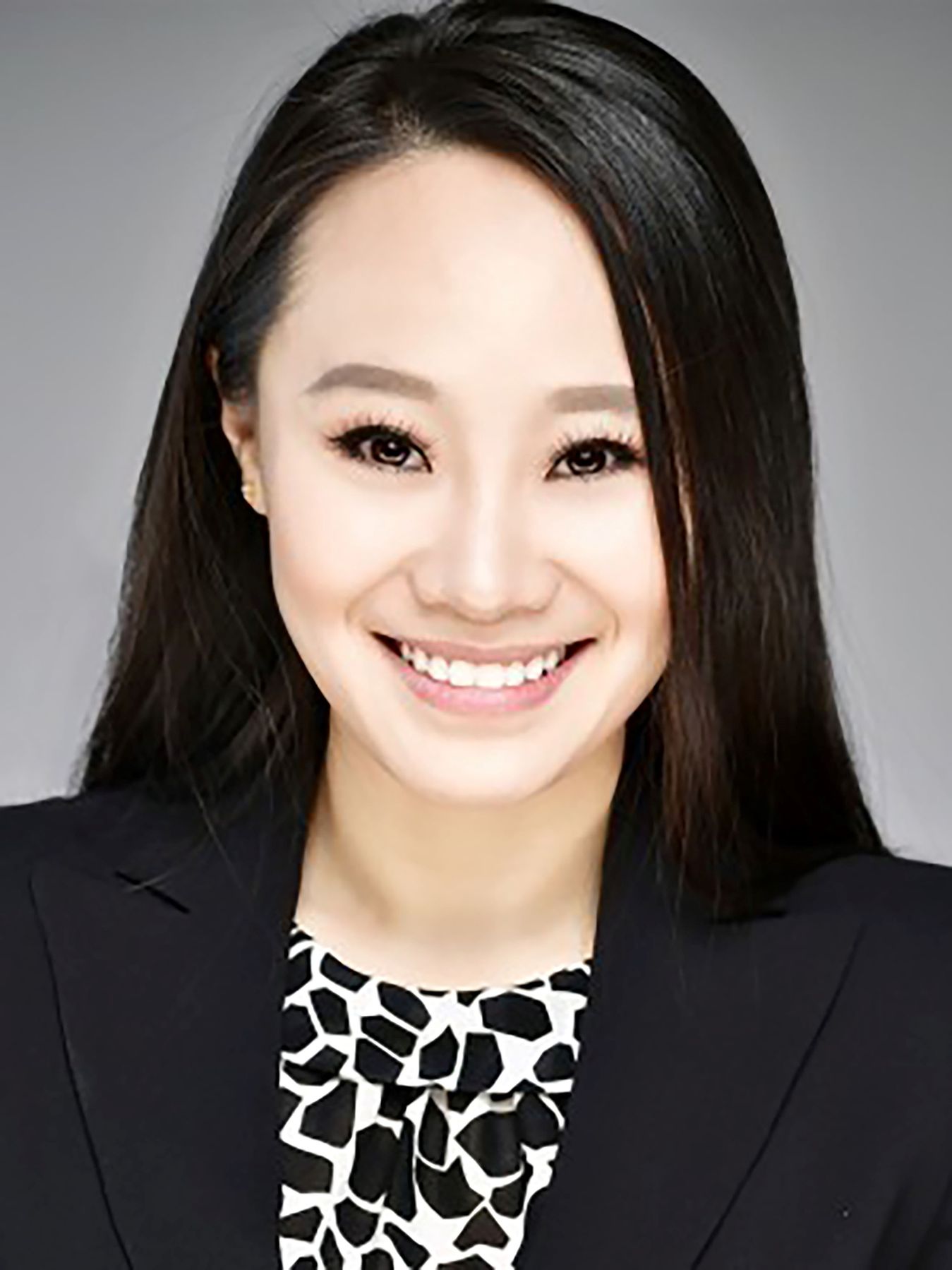 Yiyi Zhuang