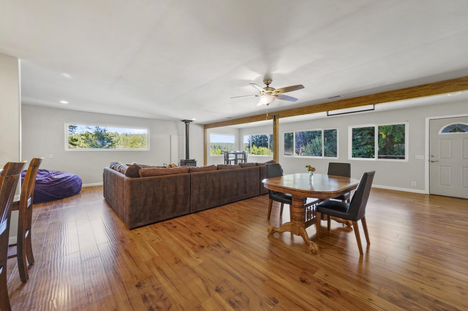 Grass Valley, California, 95945, United States, 4 Bedrooms Bedrooms, ,4 BathroomsBathrooms,Residential,For Sale,1897188