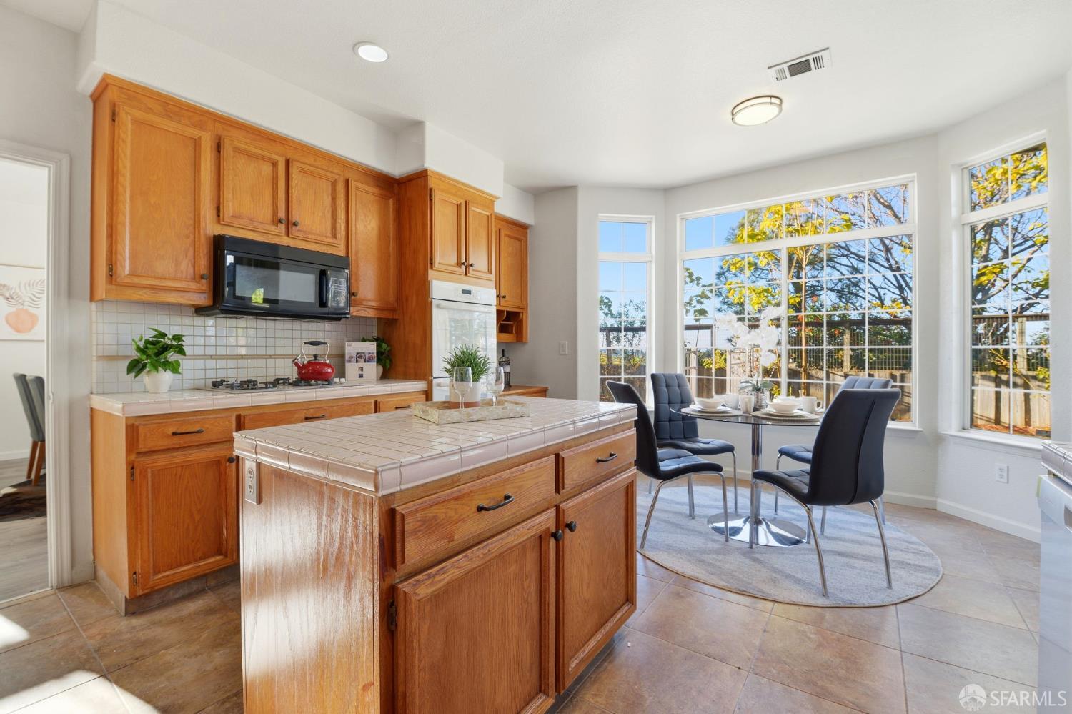 Antioch, California, 94531, United States, 4 Bedrooms Bedrooms, ,3 BathroomsBathrooms,Residential,For Sale,1988148