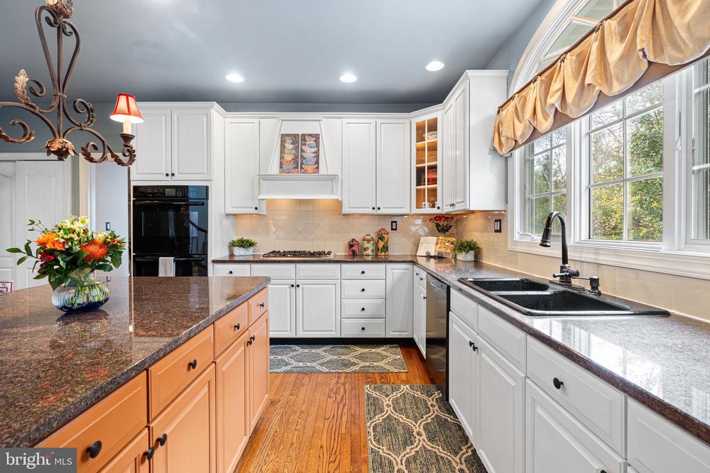 New Hope, Pennsylvania, 18938, United States, 4 Bedrooms Bedrooms, ,5 BathroomsBathrooms,Residential,For Sale,1987976