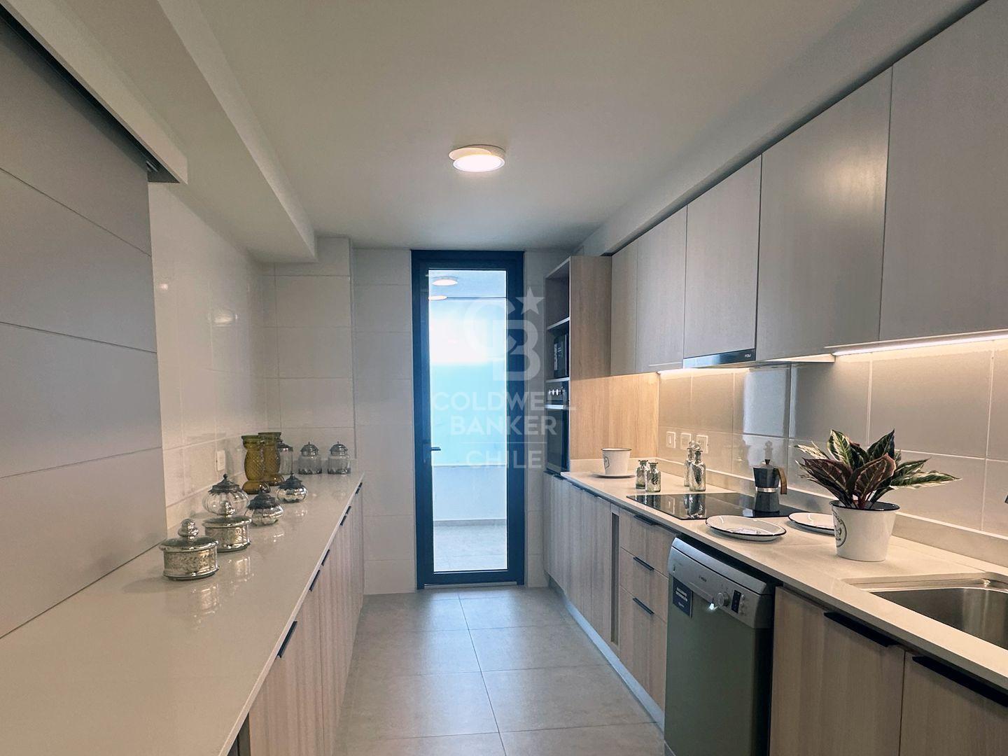 Vitacura, Chile, 4 Bedrooms Bedrooms, ,4 BathroomsBathrooms,Residential,For Sale,1927454