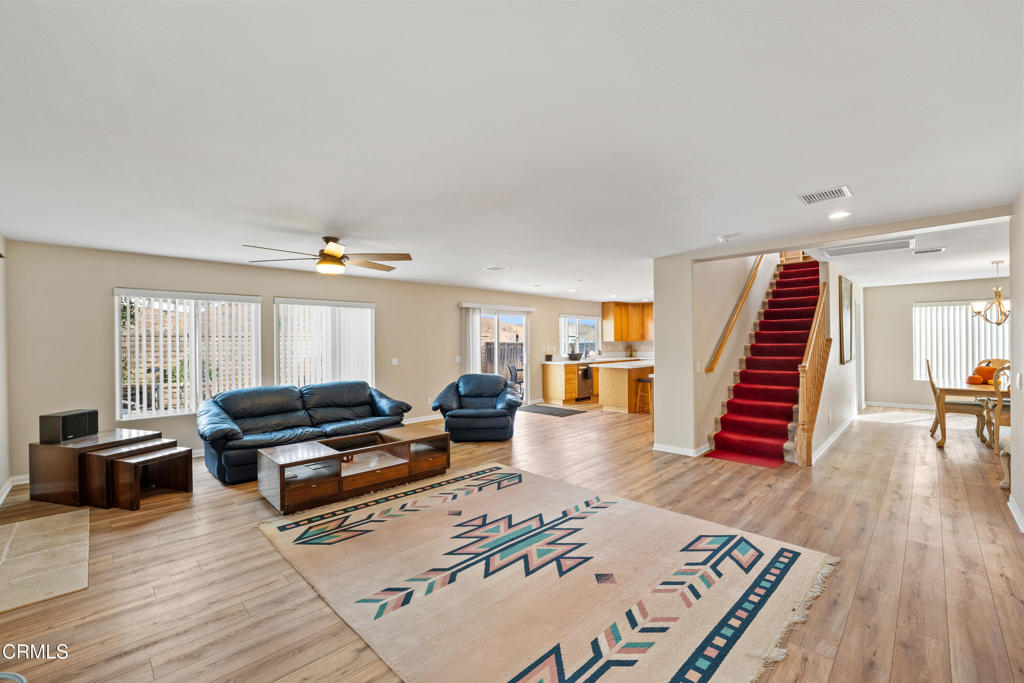 Castaic, California, 91384, United States, 4 Bedrooms Bedrooms, ,3 BathroomsBathrooms,Residential,For Sale,1801508