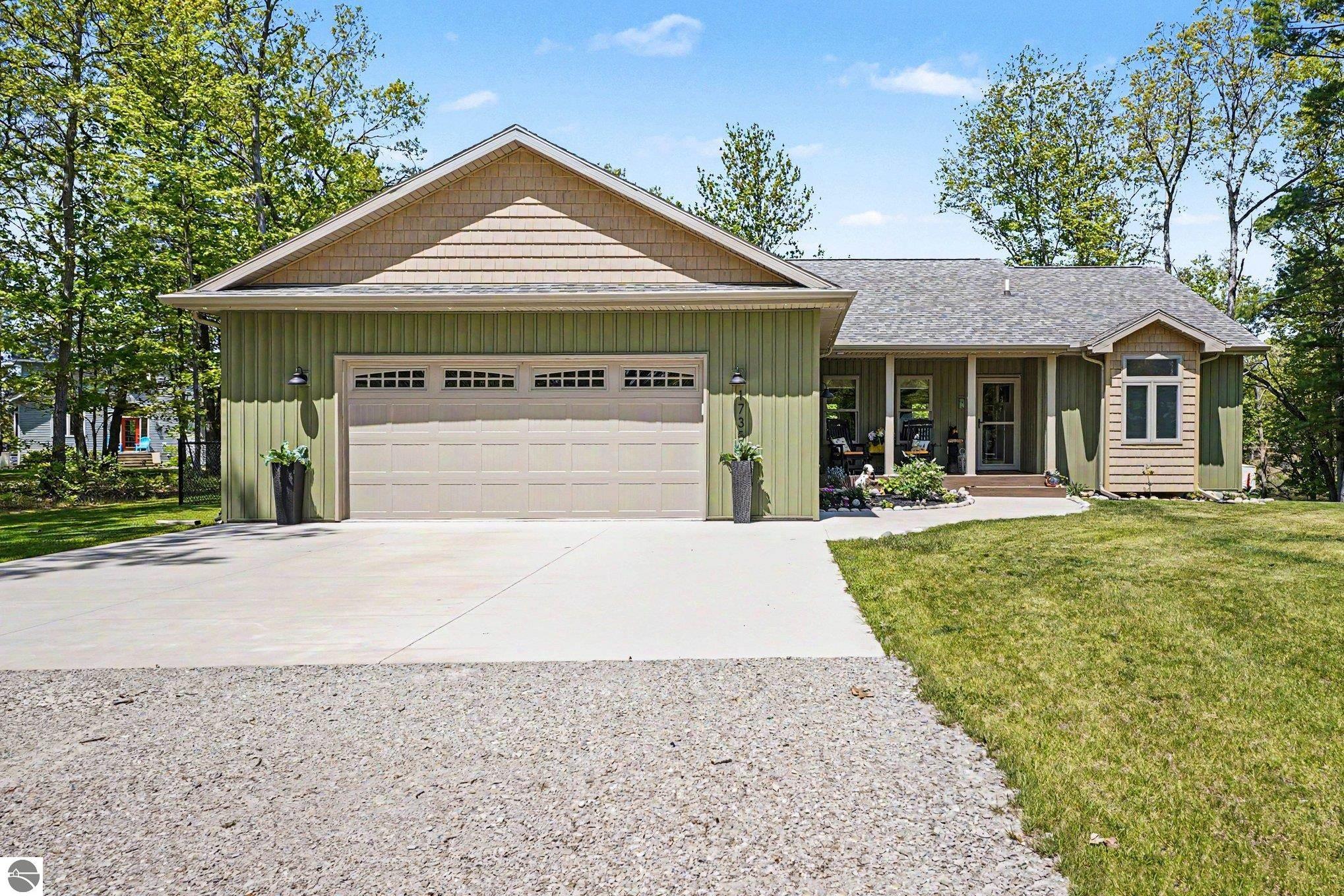 National City, Michigan, 48748, United States, 3 Bedrooms Bedrooms, ,3 BathroomsBathrooms,Residential,For Sale,2048430