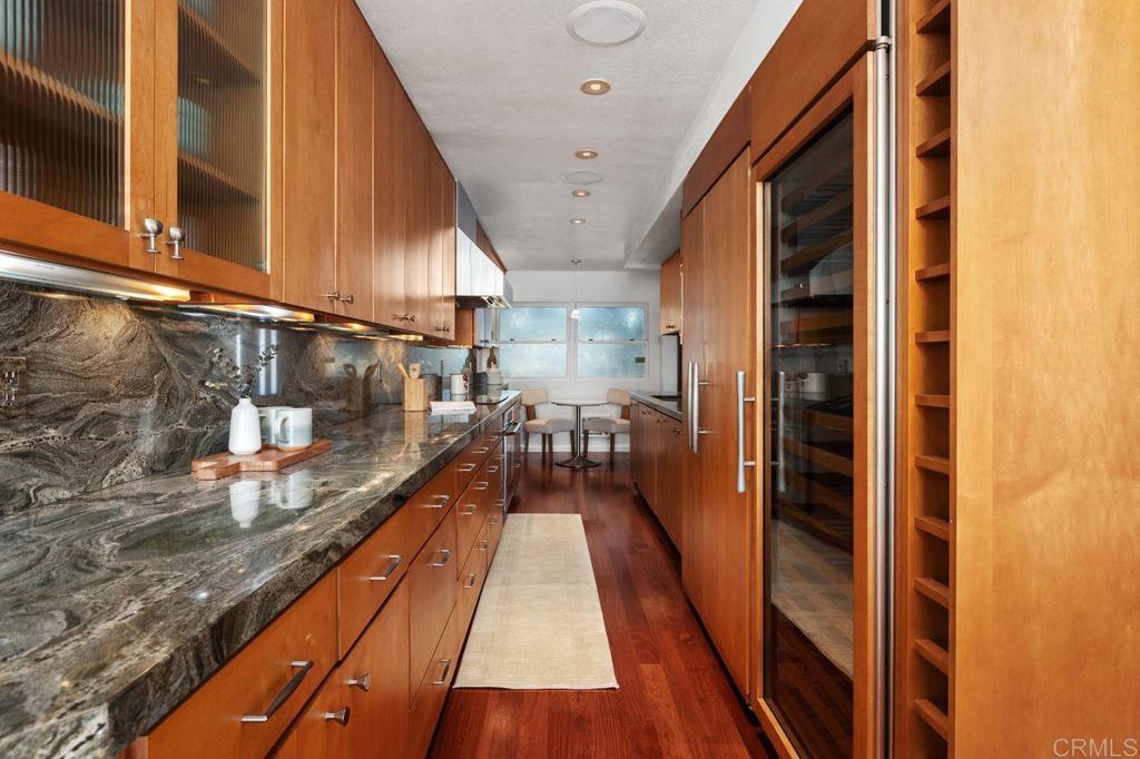 Encinitas, California, 92024, United States, 2 Bedrooms Bedrooms, ,3 BathroomsBathrooms,Residential,For Sale,1997008