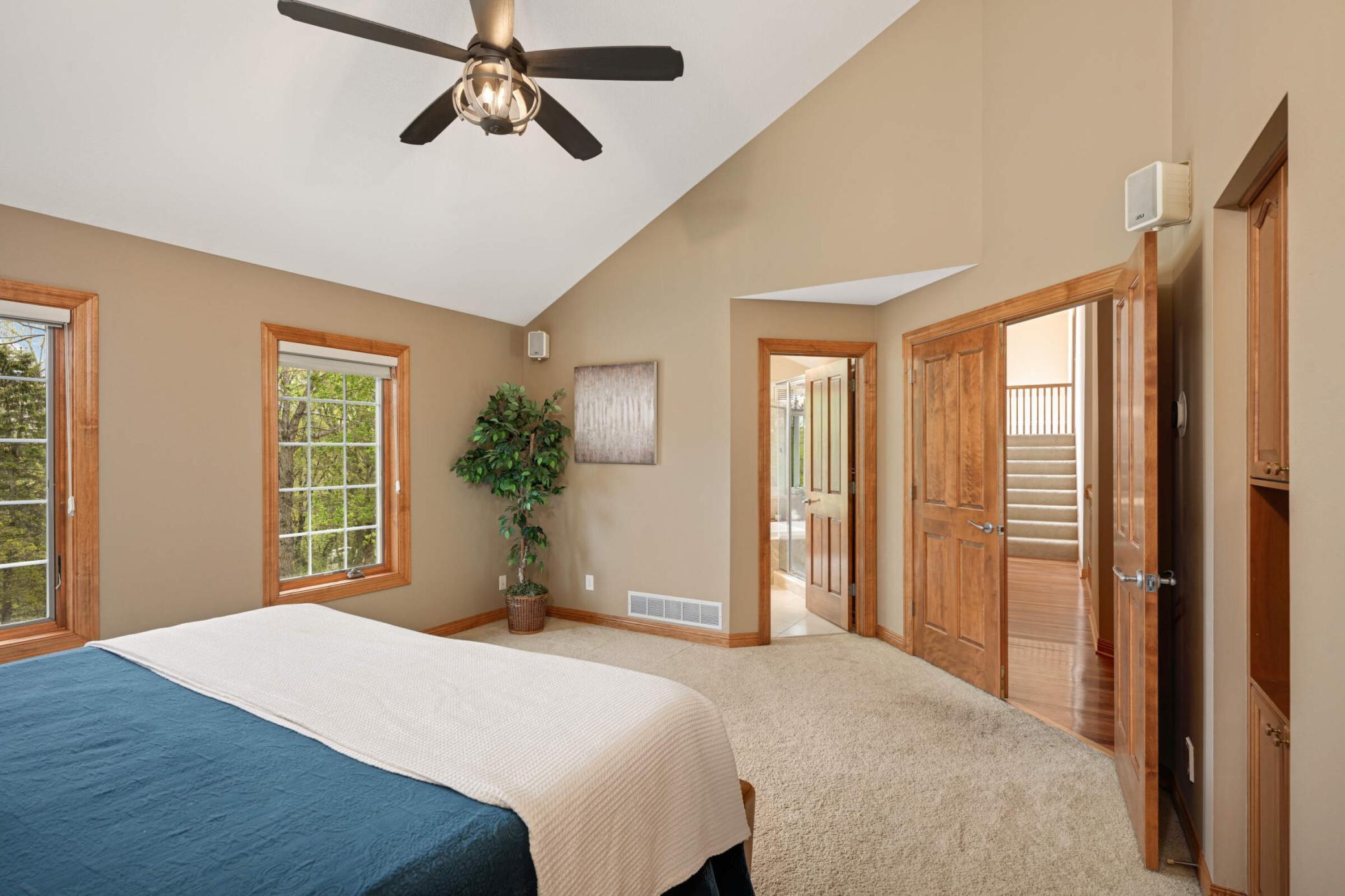 Woodbury, Minnesota, 55129, United States, 5 Bedrooms Bedrooms, ,5 BathroomsBathrooms,Residential,For Sale,1989522