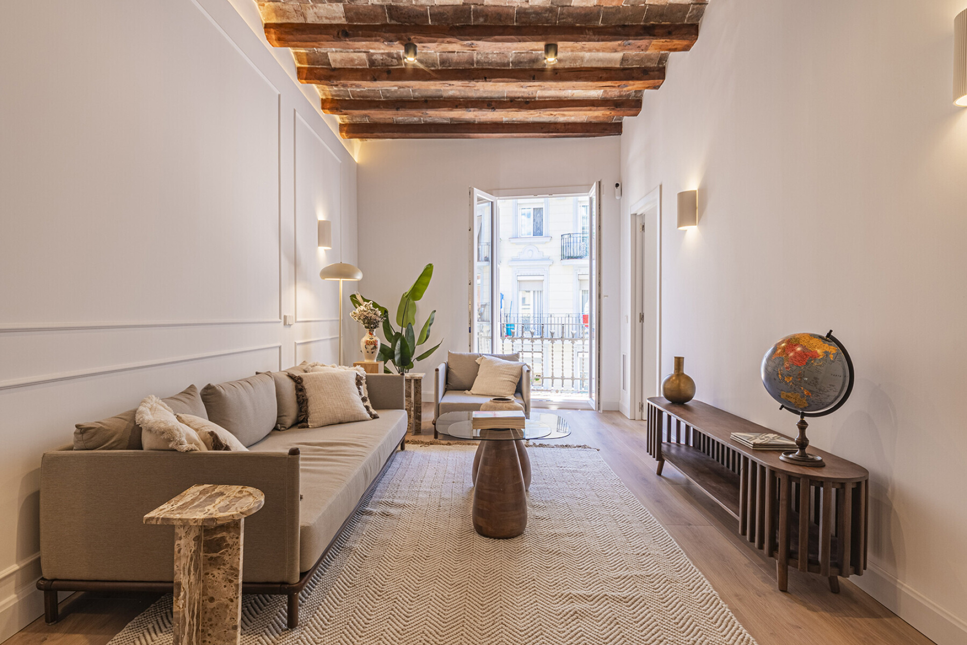  Newly renovated apartment near the sea and the mountains - 物件實景