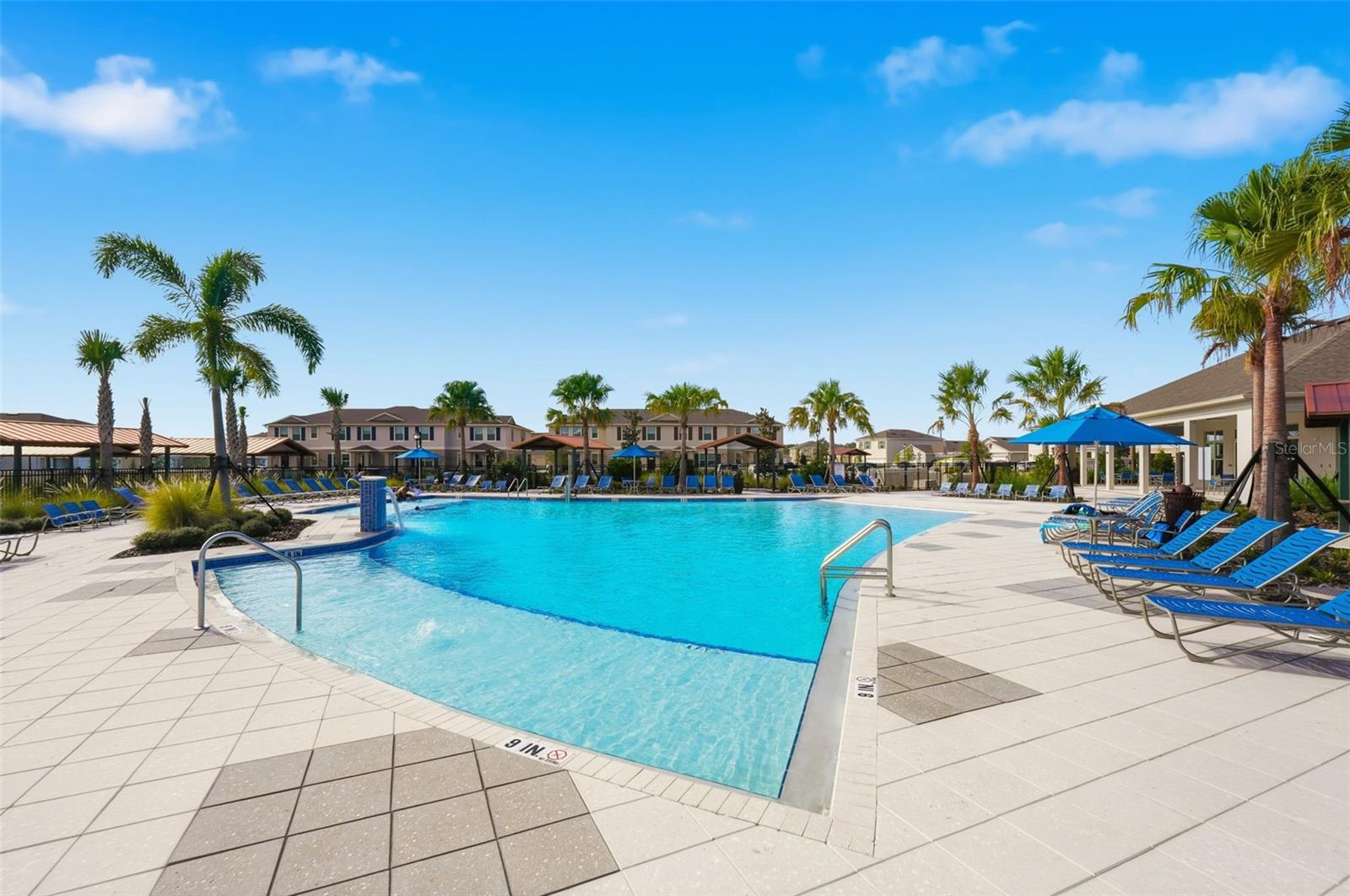 KISSIMMEE, Florida, 34744, United States, 4 Bedrooms Bedrooms, ,4 BathroomsBathrooms,Residential,For Sale,1986116