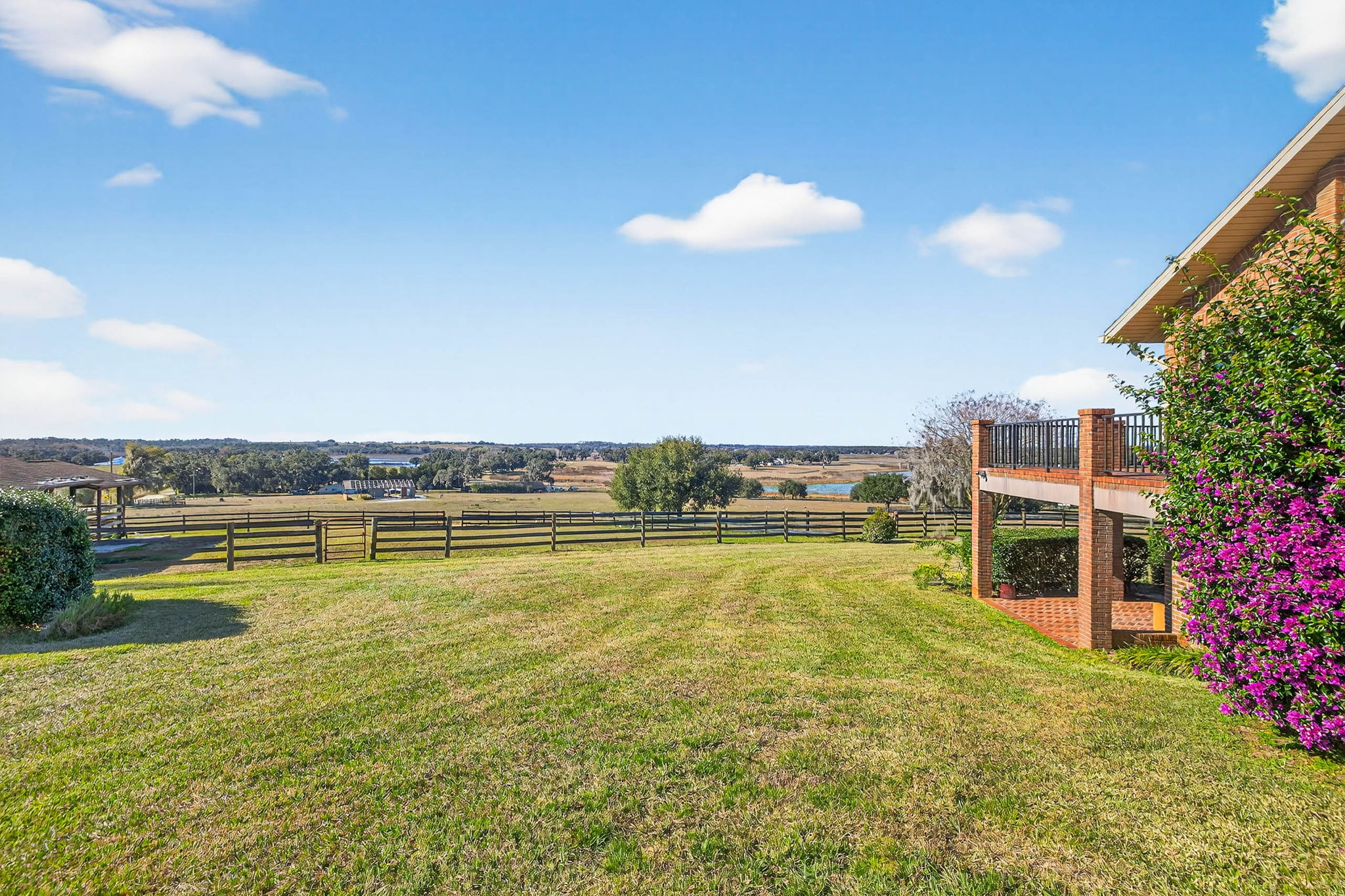 Dade City, Florida, 33525, United States, 4 Bedrooms Bedrooms, ,4 BathroomsBathrooms,Residential,For Sale,2012109