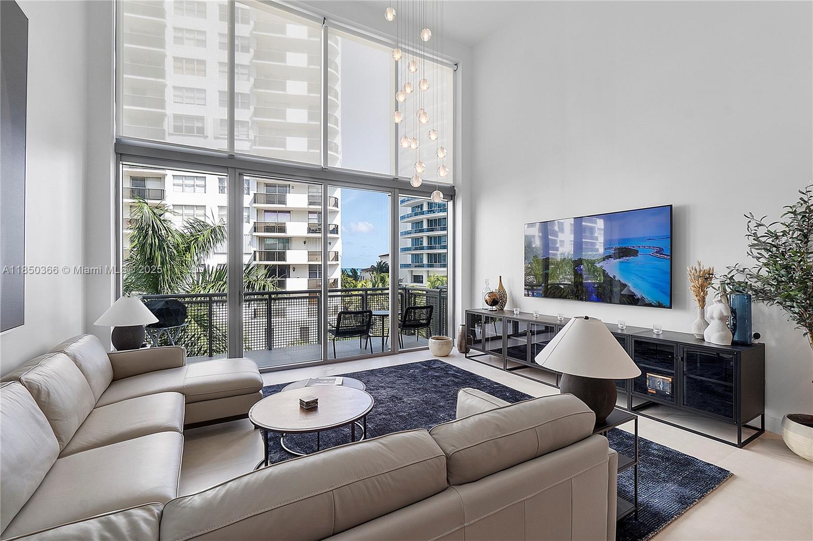 Miami Beach, Florida, 33140, United States, 1 Bedroom Bedrooms, ,1 BathroomBathrooms,Residential,For Sale,1906167