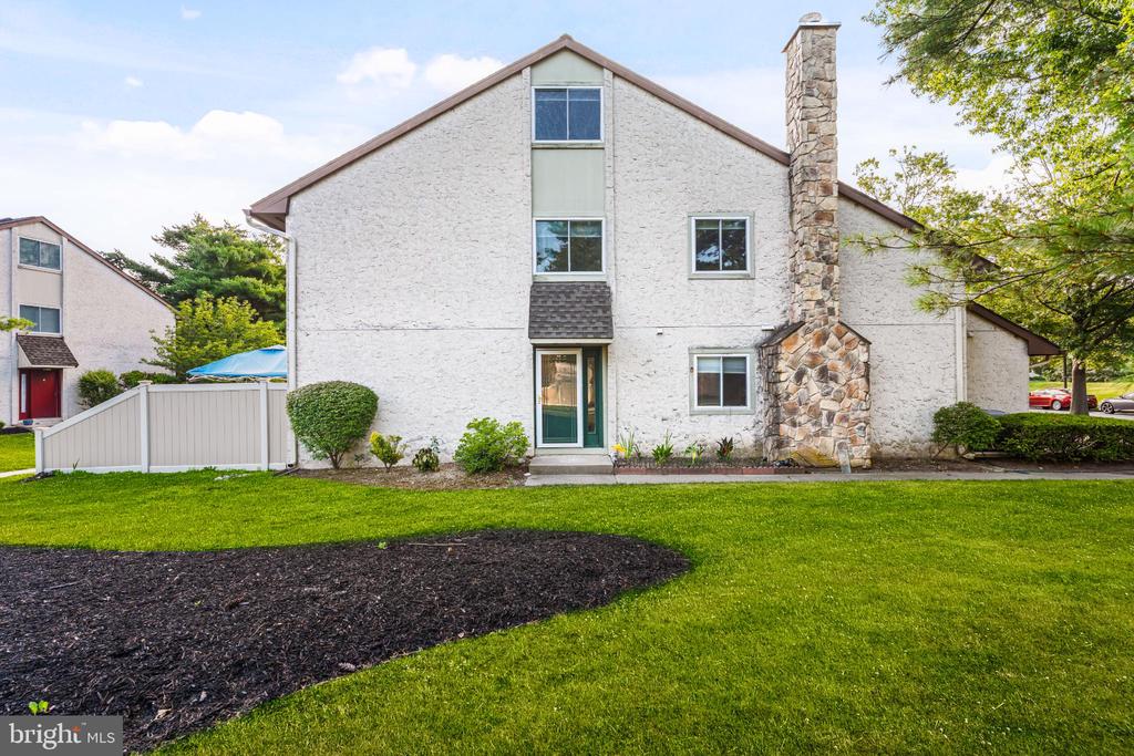 Plainsboro, New Jersey, 08536, United States, 3 Bedrooms Bedrooms, ,3 BathroomsBathrooms,Residential,For Sale,1900565