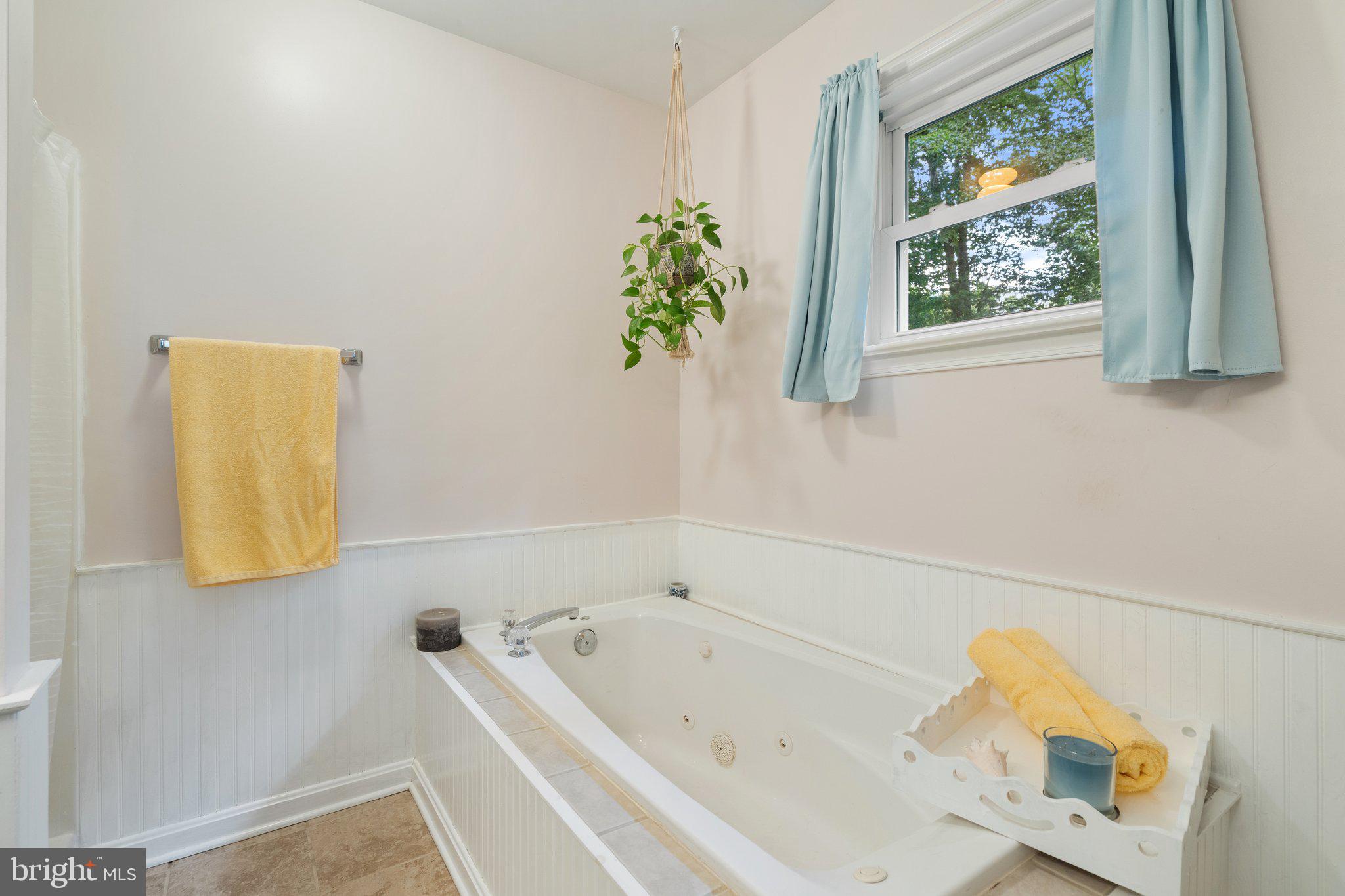 Warrenton, Virginia, 20187, United States, ,Residential,For Sale,1943108