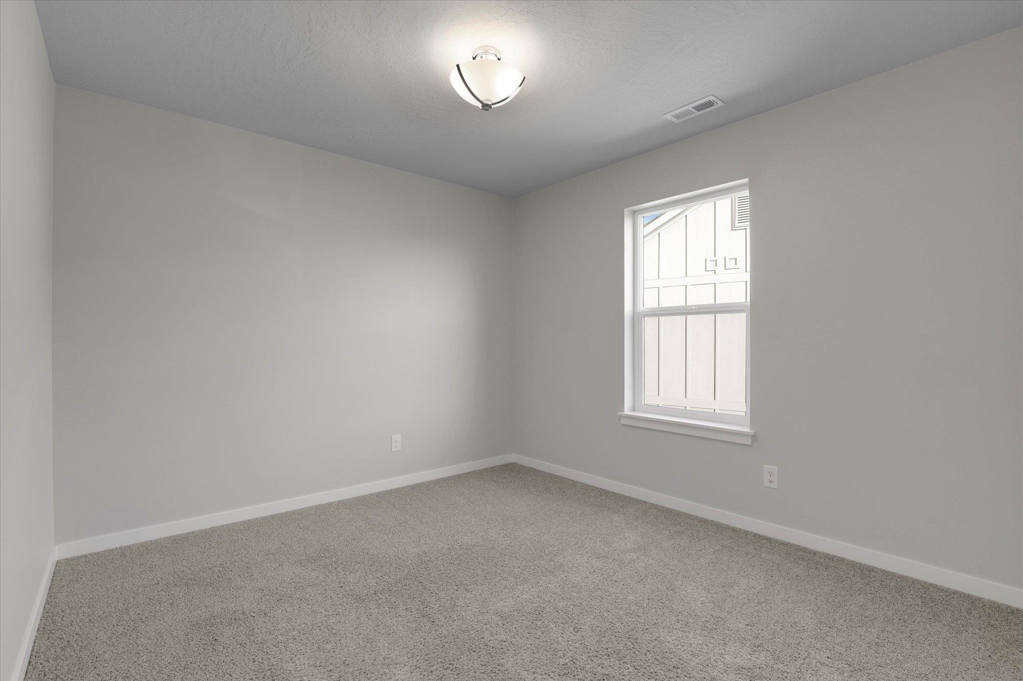 Liberty Lake, Washington, 99019, United States, 3 Bedrooms Bedrooms, ,3 BathroomsBathrooms,Residential,For Sale,1950733