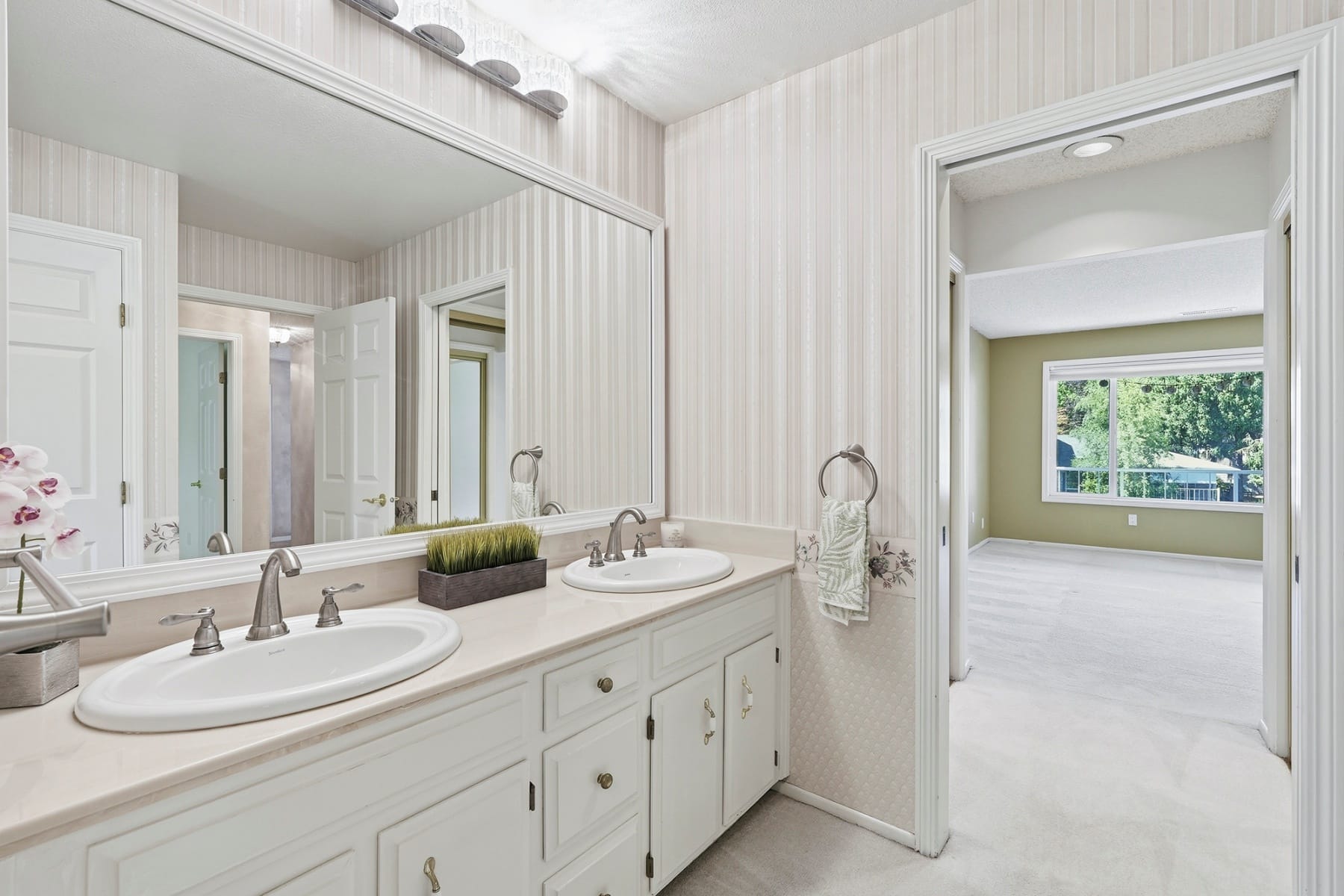  8229 SW MARINERS DR Wilsonville, OR 97070 - 物件實景