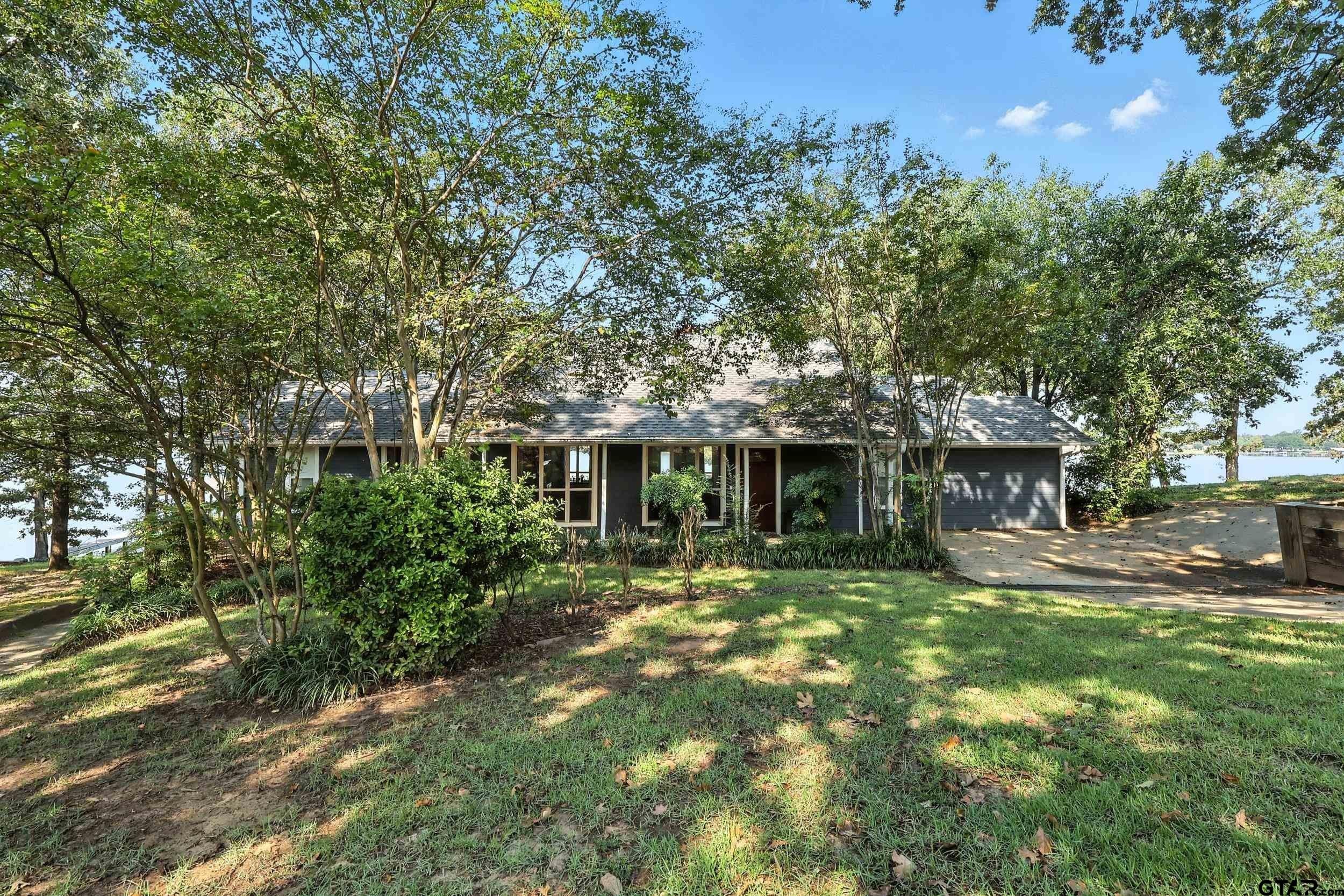 Pittsburg, Texas, 75686, United States, 3 Bedrooms Bedrooms, ,3 BathroomsBathrooms,Residential,For Sale,1977166