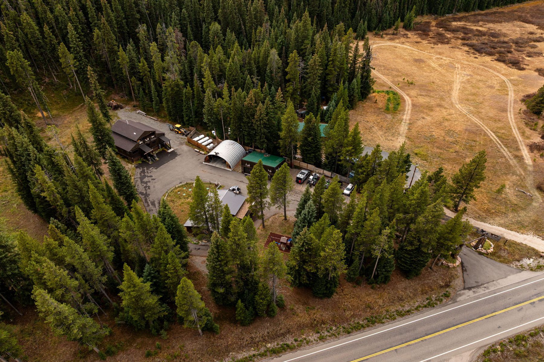  708 US Highway 212 W - 物件實景