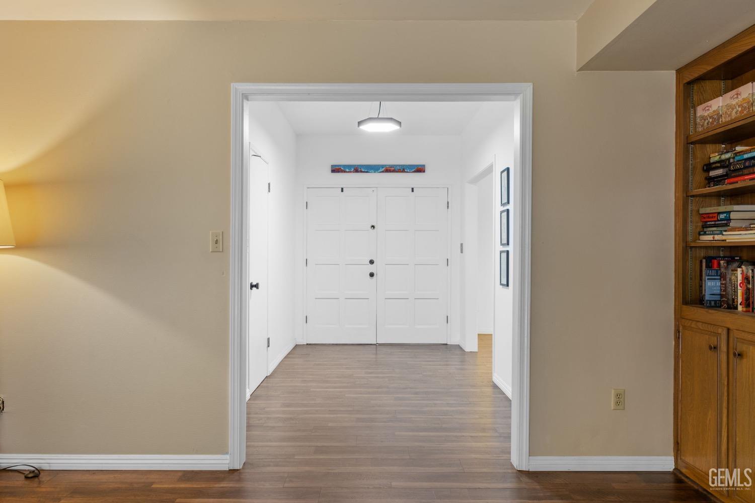 Bakersfield, California, 93301, United States, 3 Bedrooms Bedrooms, ,3 BathroomsBathrooms,Residential,For Sale,1998279