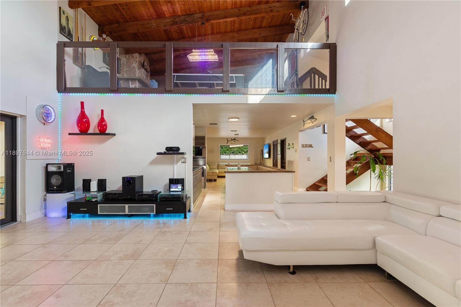 Palmetto Bay, Florida, 33157, United States, 4 Bedrooms Bedrooms, ,4 BathroomsBathrooms,Residential,For Sale,1966916