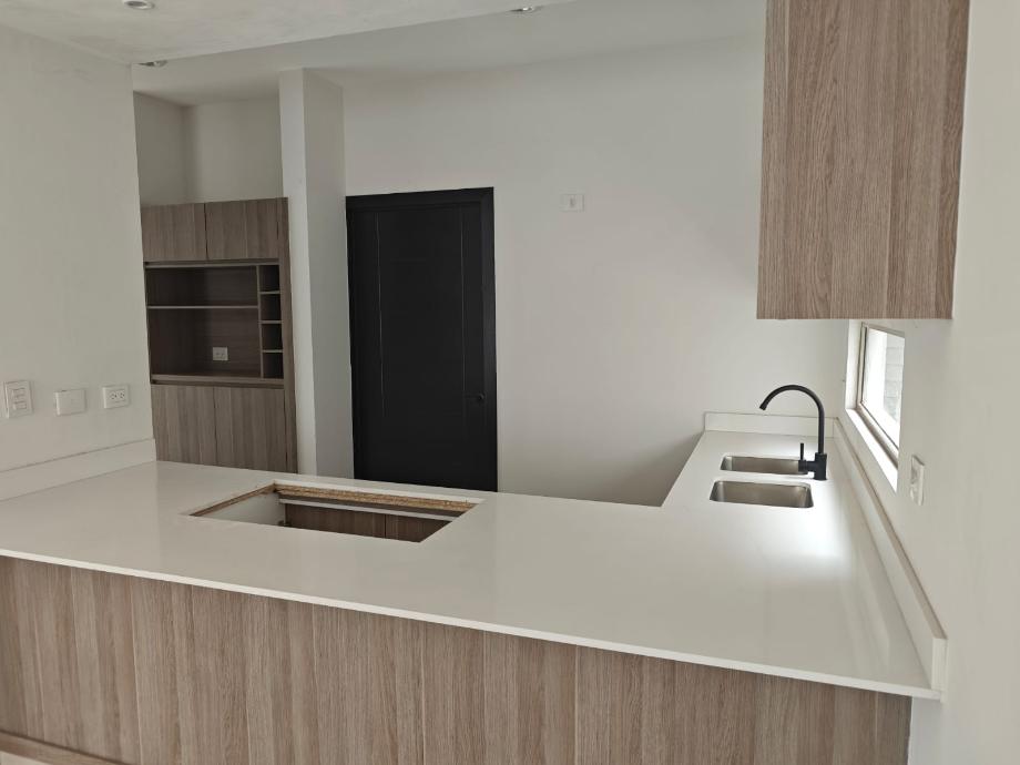 Torreón, Coahuila de Zaragoza, 27023, Mexico, 3 Bedrooms Bedrooms, ,2 BathroomsBathrooms,Residential,For Sale,1821052