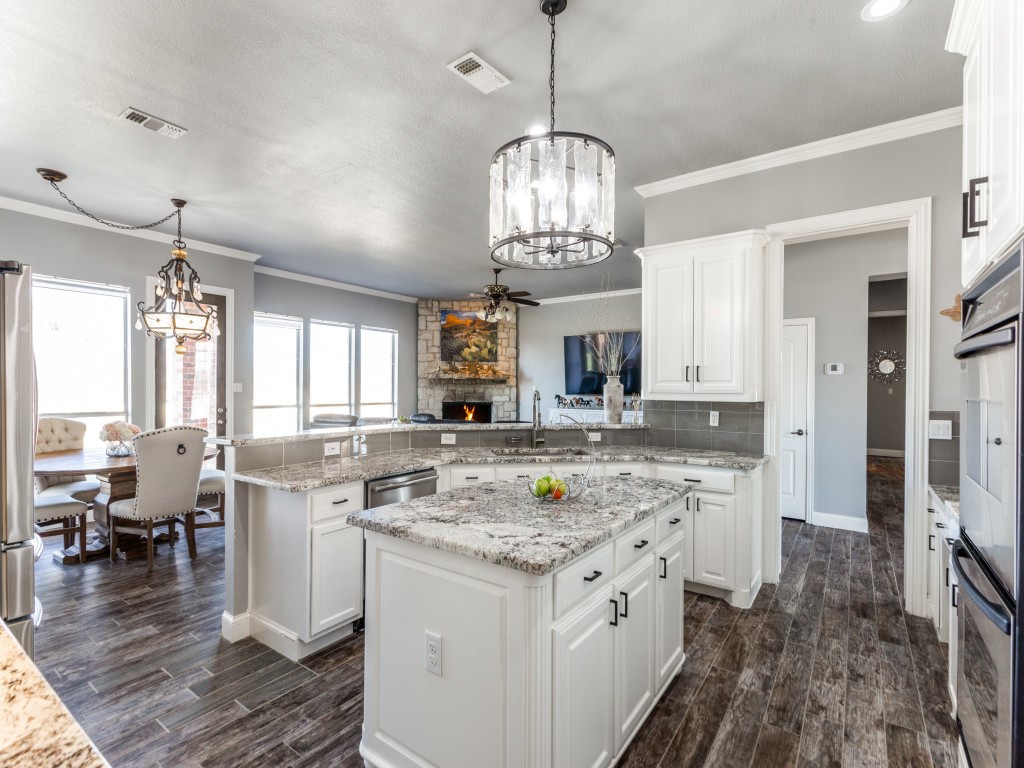Fort Worth, Texas, 76179, United States, 5 Bedrooms Bedrooms, ,5 BathroomsBathrooms,Residential,For Sale,1721664