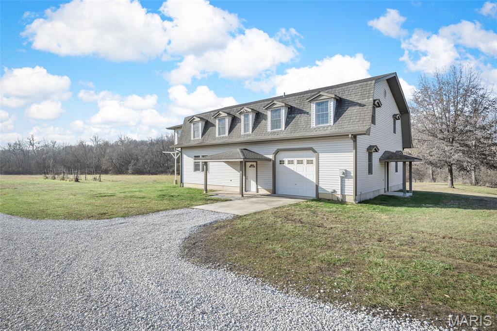 Elsberry, Missouri, 63343, United States, 3 Bedrooms Bedrooms, ,2 BathroomsBathrooms,Residential,For Sale,1828292