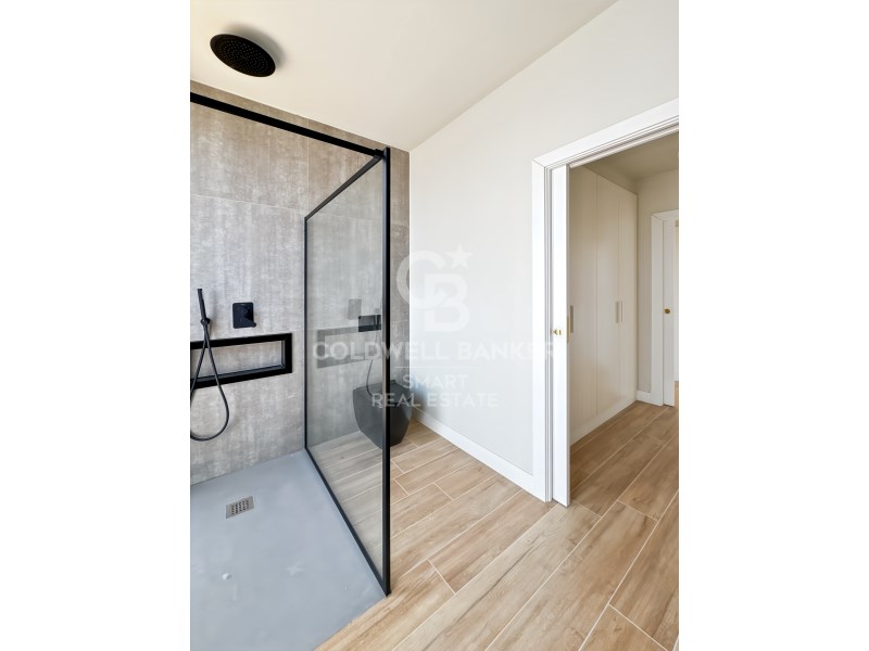 Oleiros, Galicia, 15172, ES, 2 Bedrooms Bedrooms, ,2 BathroomsBathrooms,Residential,For Sale,1891297