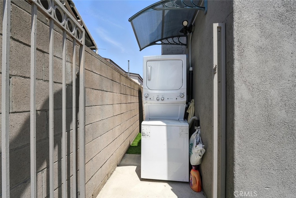 El Monte, California, 91731, United States, 5 Bedrooms Bedrooms, ,4 BathroomsBathrooms,Residential,For Sale,1885099