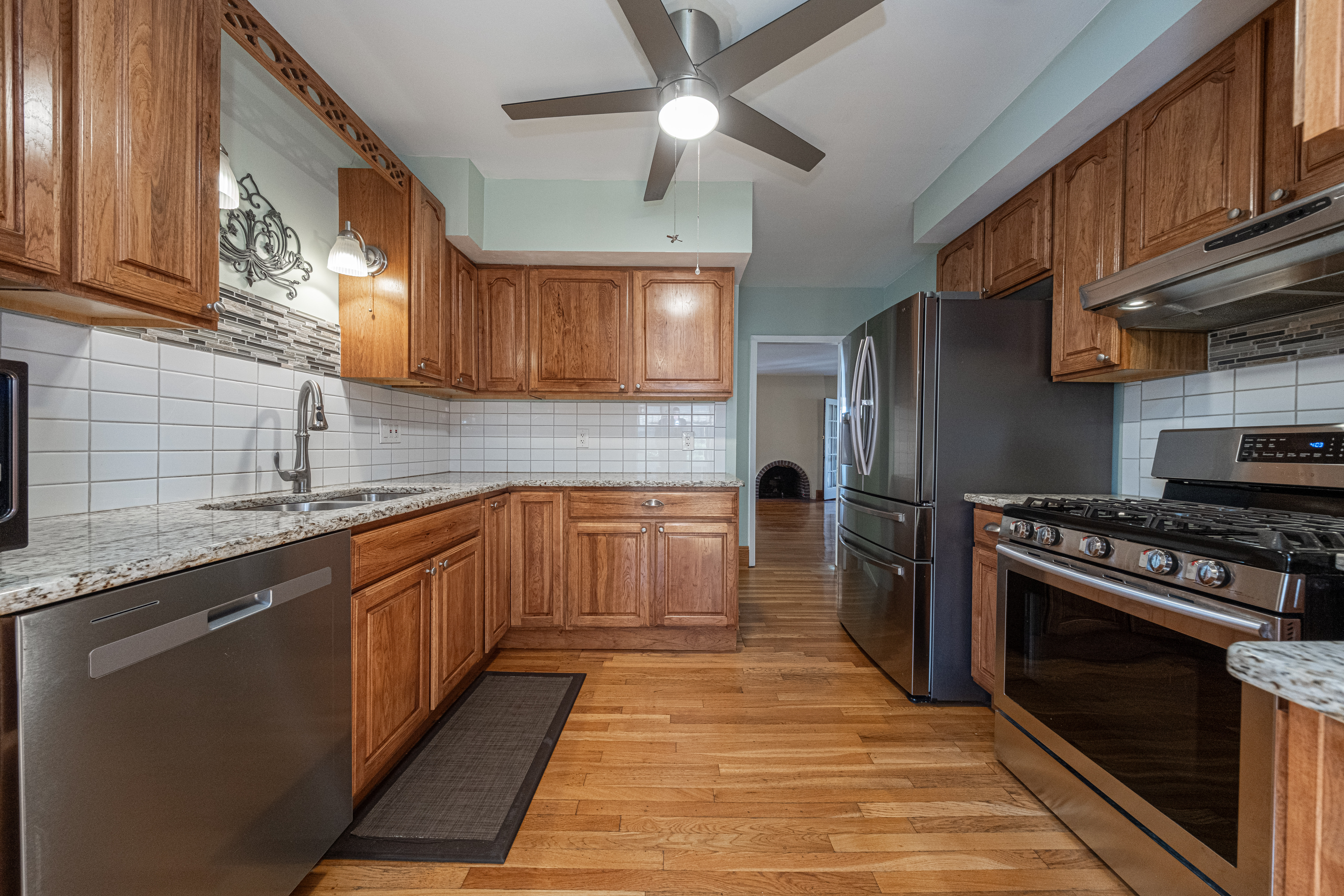  1060 Bank Street, Bridgeville, PA 15017 - 物件實景