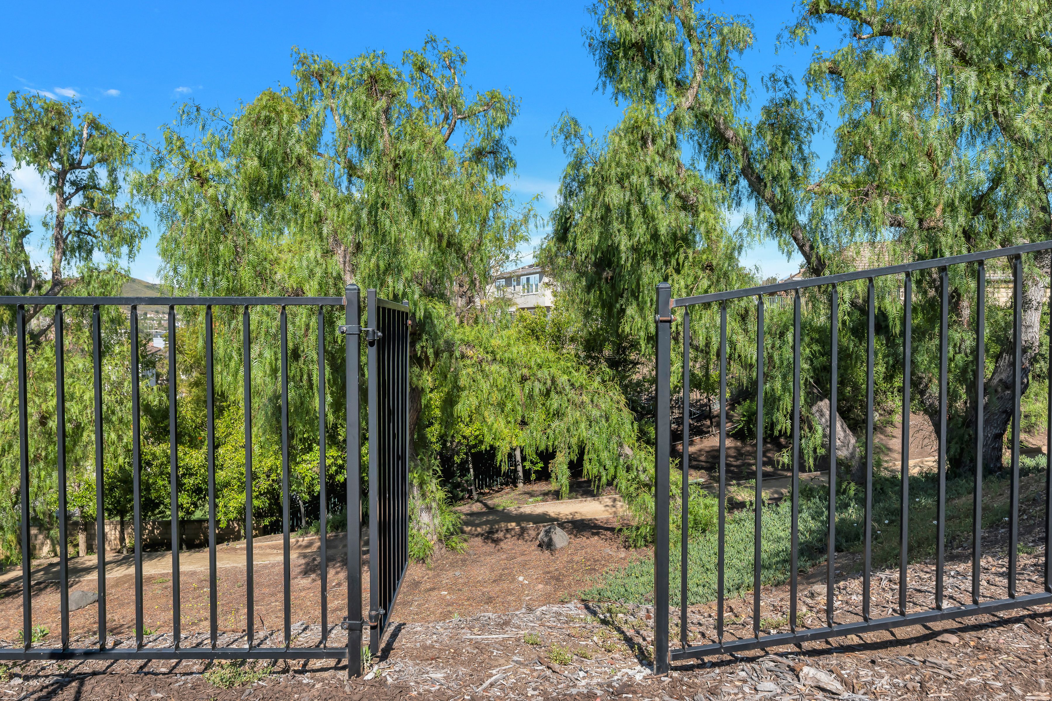  351 S. Greenway Avenue, Newbury Park - 物件實景