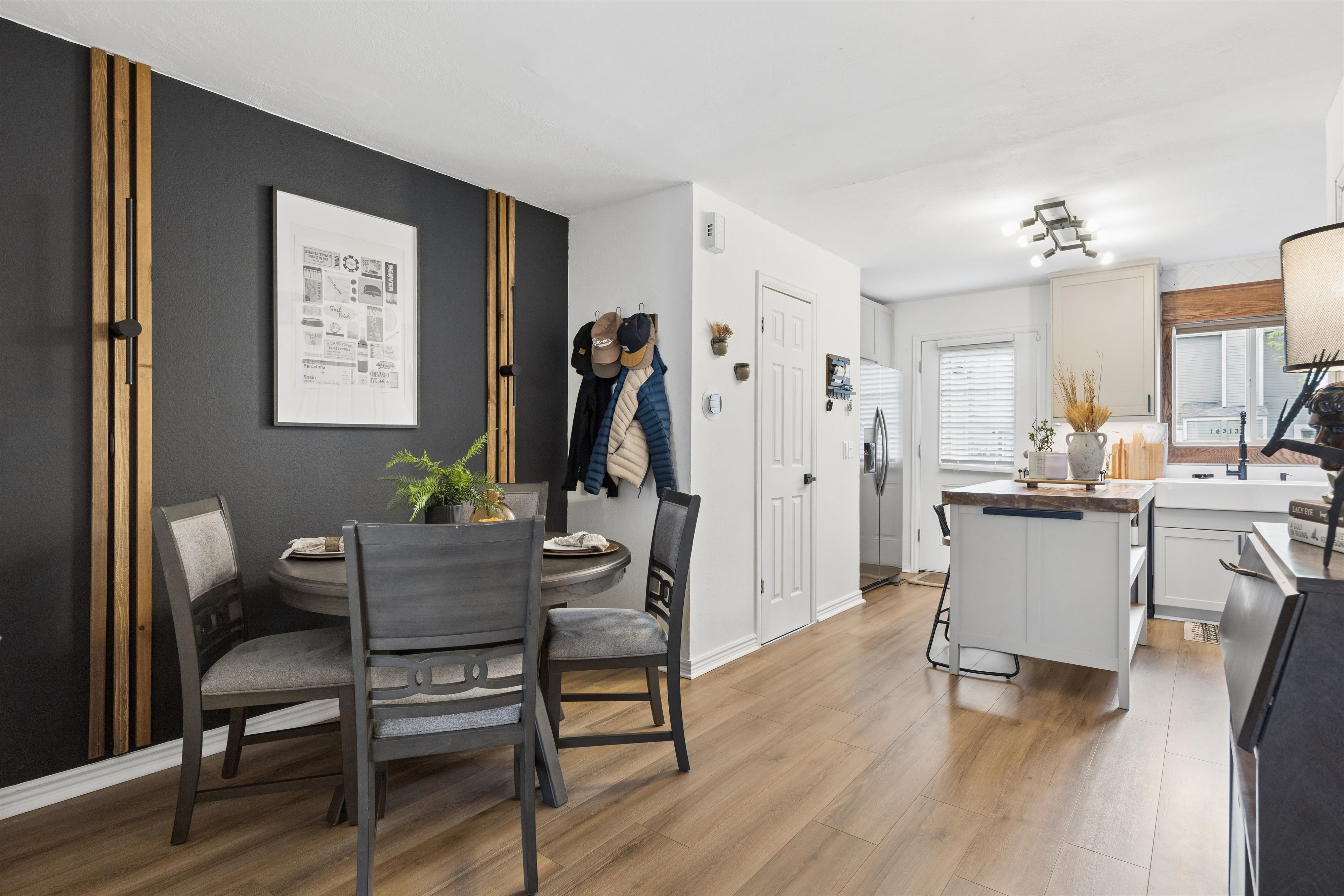  Refined, Thoughtfully Updated and Designed for Effortless Everyday Living - 物件實景
