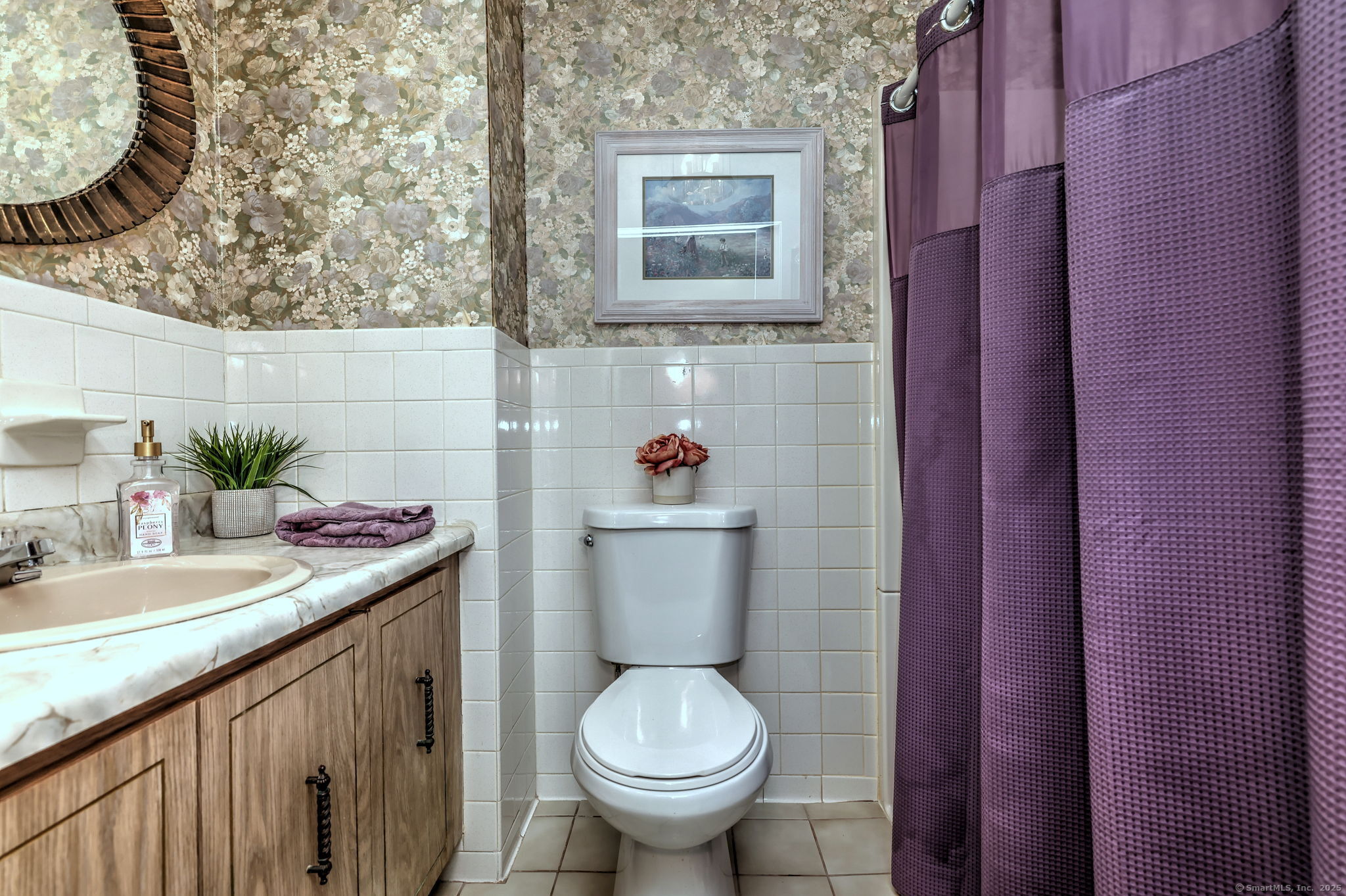 Stratford, Connecticut, 06614, United States, 1 Bedroom Bedrooms, ,3 BathroomsBathrooms,Residential,For Sale,1954891