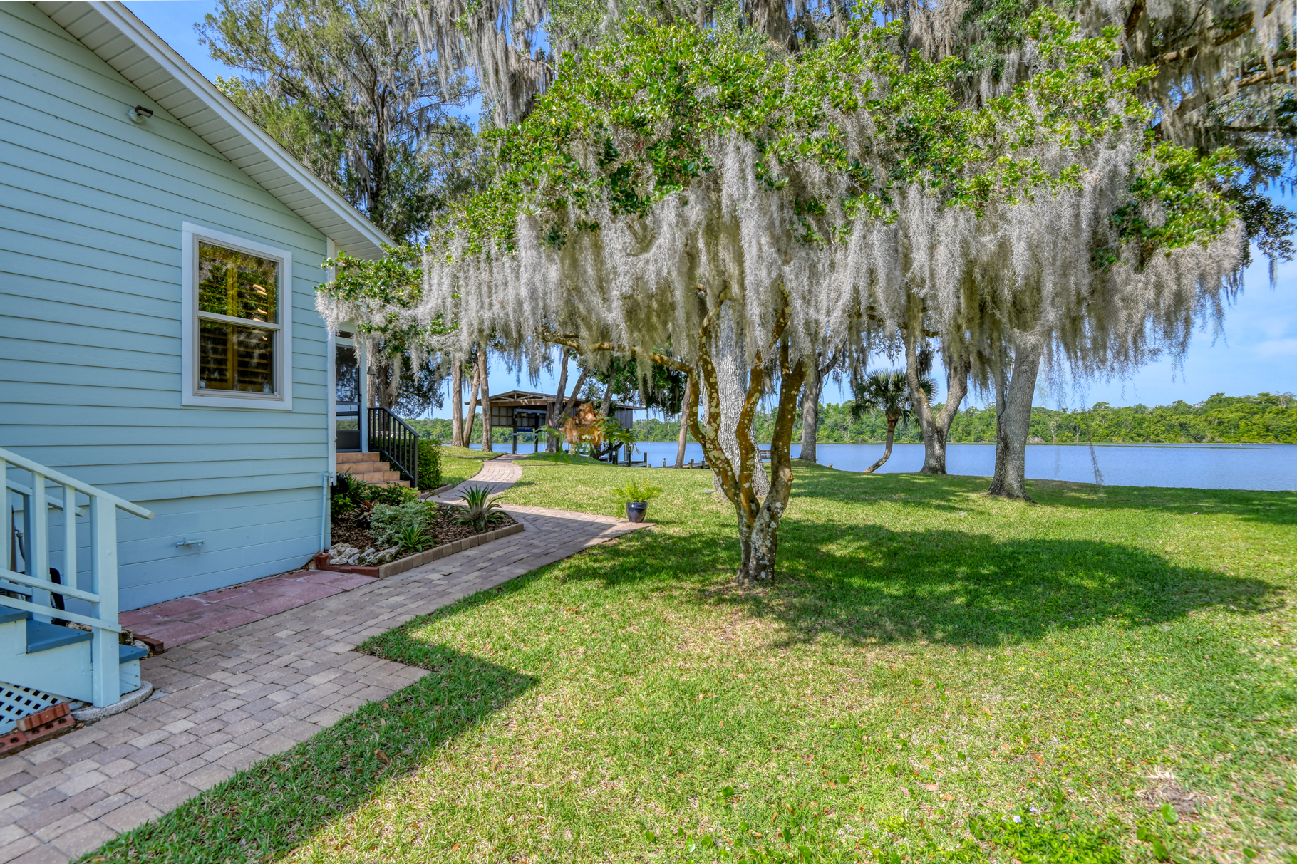 Satsuma, Florida, 32189, United States, 3 Bedrooms Bedrooms, ,2 BathroomsBathrooms,Residential,For Sale,1807722