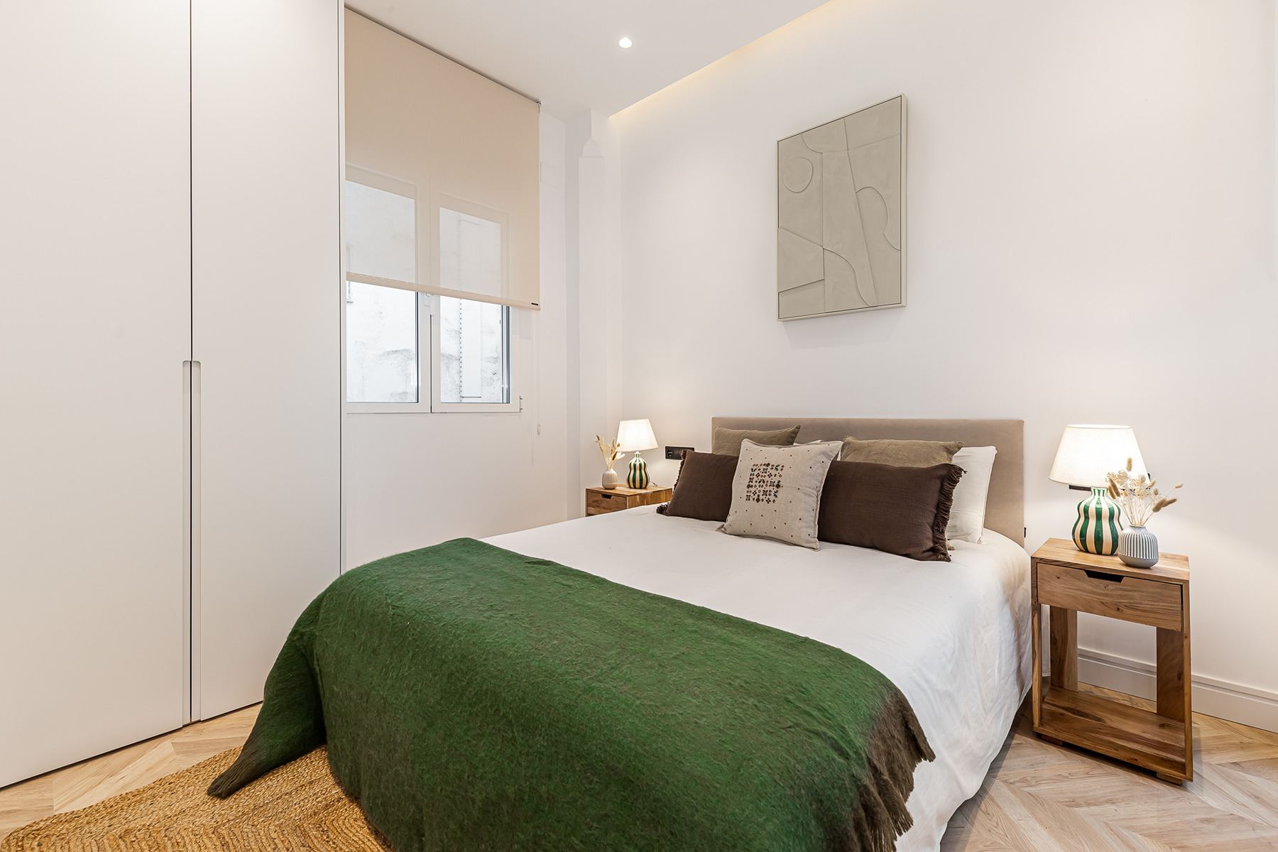 3-bedroom flat with 2 exterior balconies and parking in Justicia, Madrid - 物件實景