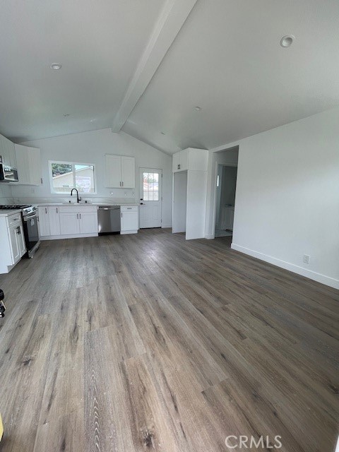 Compton, California, 90221, United States, 3 Bedrooms Bedrooms, ,2 BathroomsBathrooms,Residential,For Sale,1899537