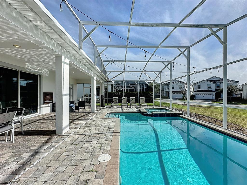 Davenport, Florida, 33896, United States, 8 Bedrooms Bedrooms, ,5 BathroomsBathrooms,Residential,For Sale,1992116