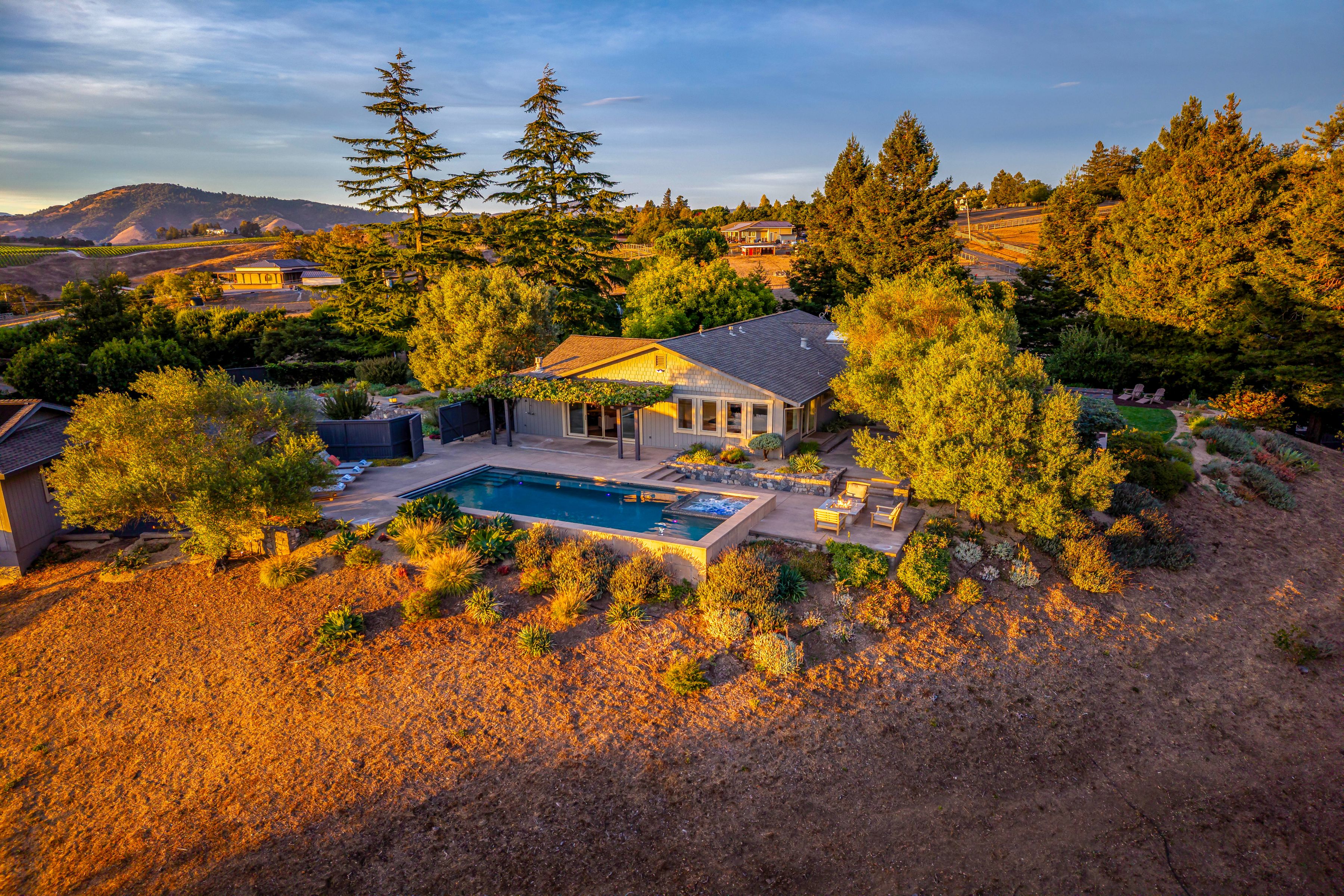  4737 Pressley Road - 物件實景