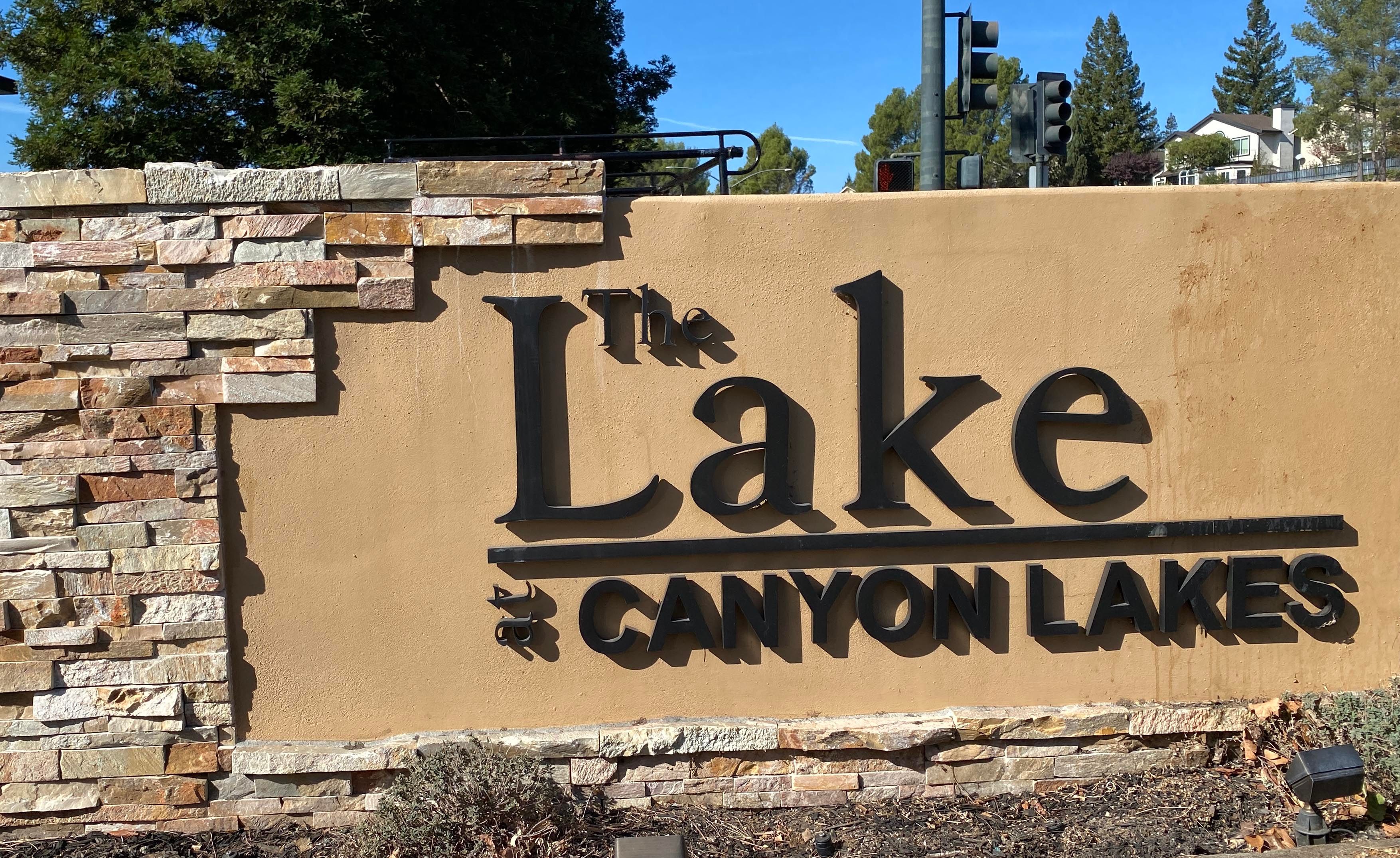  Ground-Level Luxury with Mount Diablo Views in Gated Canyon Lakes - 物件實景