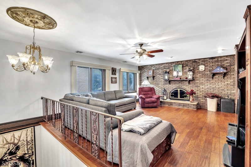 Nutley Twp., New Jersey, 07110, United States, 5 Bedrooms Bedrooms, ,4 BathroomsBathrooms,Residential,For Sale,1906796