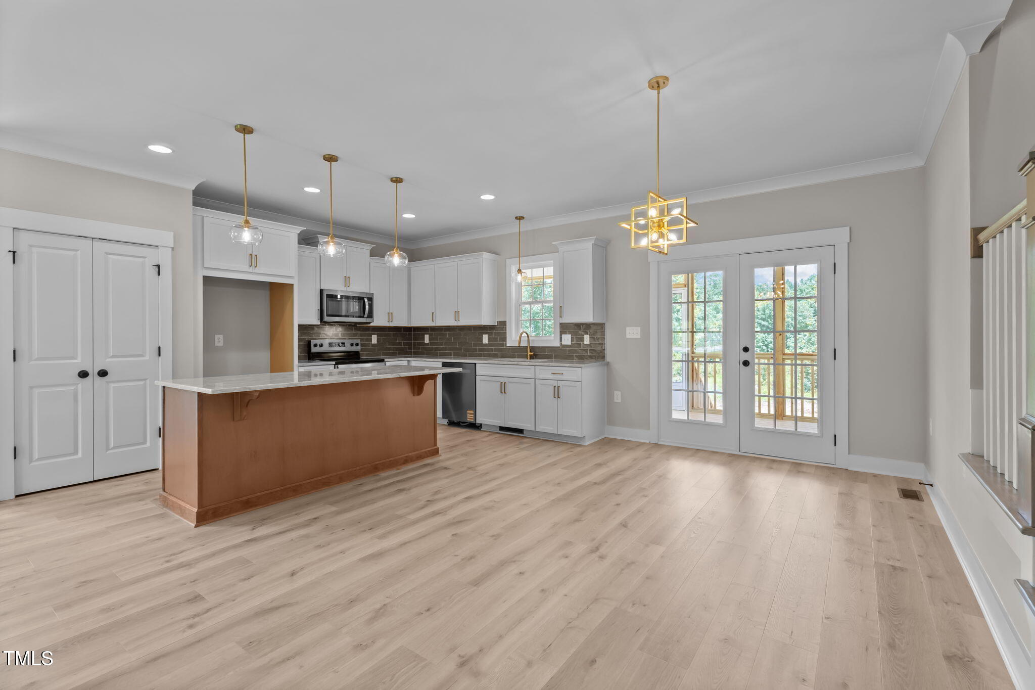 Spring Hope, North Carolina, 27882, United States, 3 Bedrooms Bedrooms, ,3 BathroomsBathrooms,Residential,For Sale,1826644