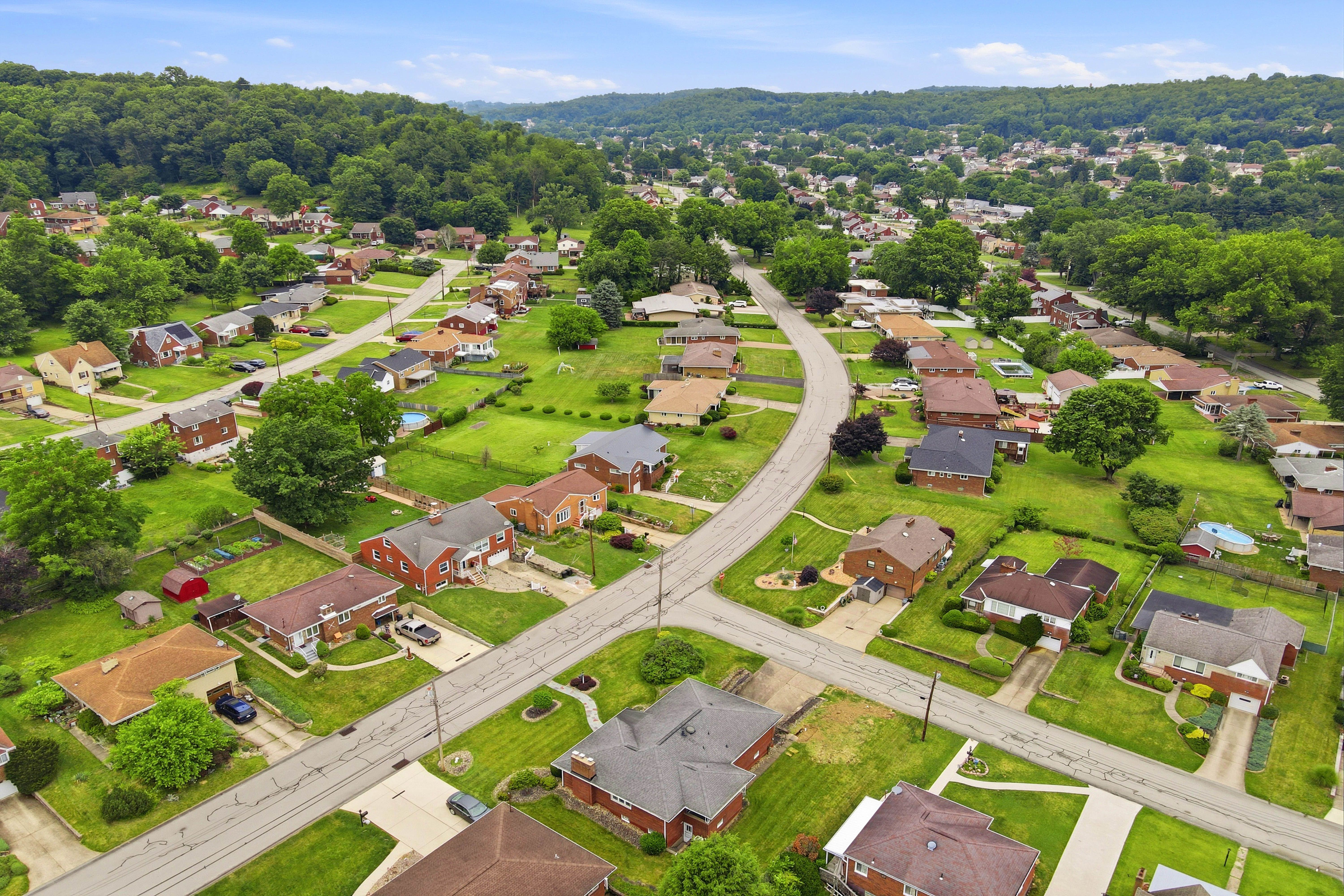  2219 Fawcett Avenue, White Oak, PA 15131 - 物件實景