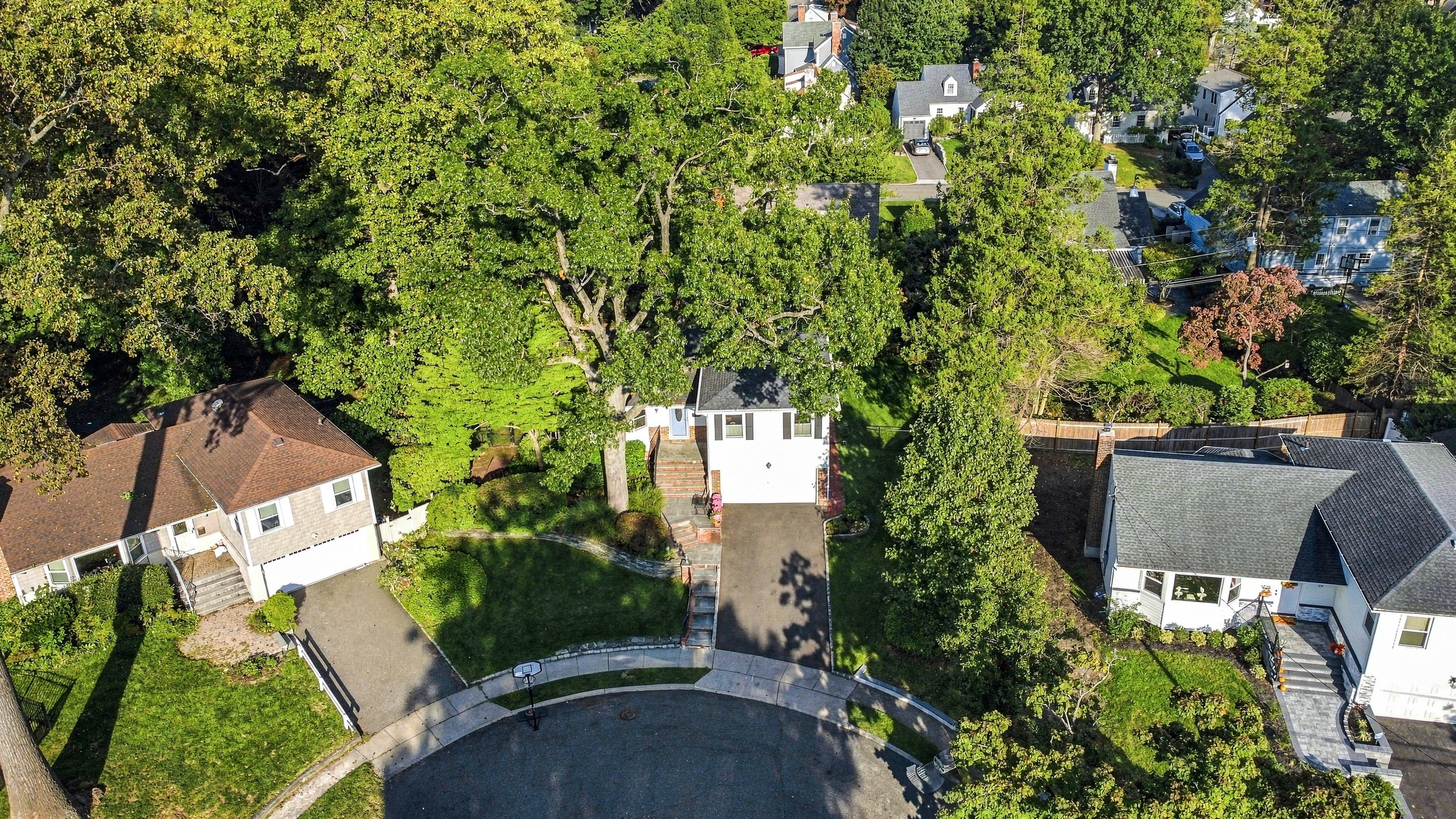 11 Tulip Lane, Port Washington, NY, 11050 - 物件實景