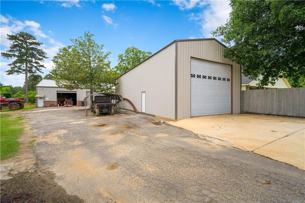 Jena, Louisiana, 71342, United States, 3 Bedrooms Bedrooms, ,3 BathroomsBathrooms,Residential,For Sale,2049158