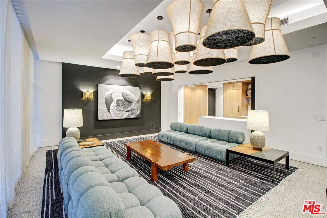 Los Angeles, California, 90024, United States, 2 Bedrooms Bedrooms, ,2 BathroomsBathrooms,Residential,For Sale,1940220