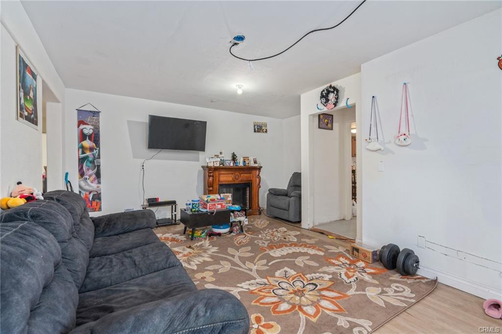 Redlands, California, 92373, United States, 4 Bedrooms Bedrooms, ,3 BathroomsBathrooms,Residential,For Sale,1824077