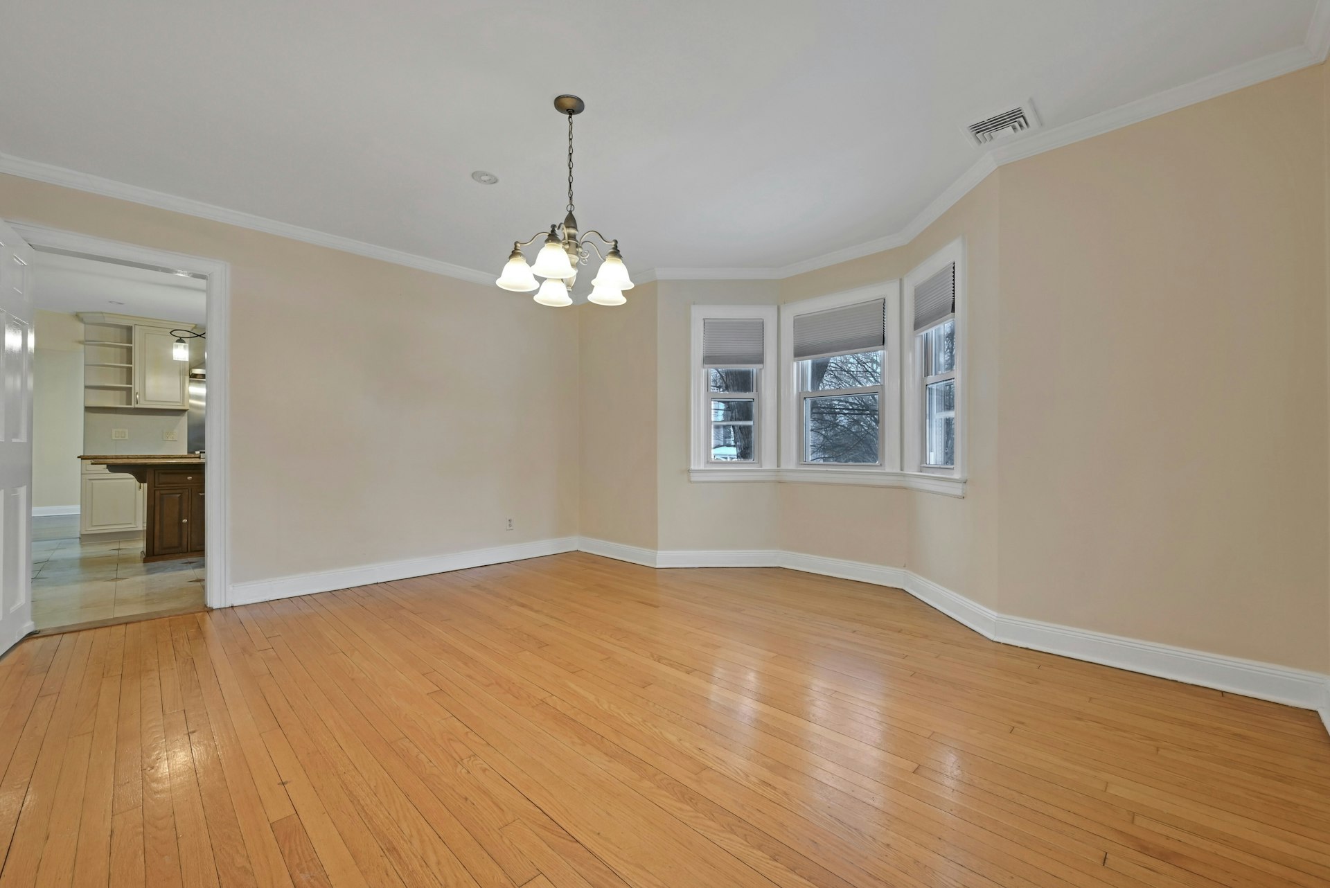  40 Clinton Avenue, Tenafly, NJ, 07670 - 物件實景