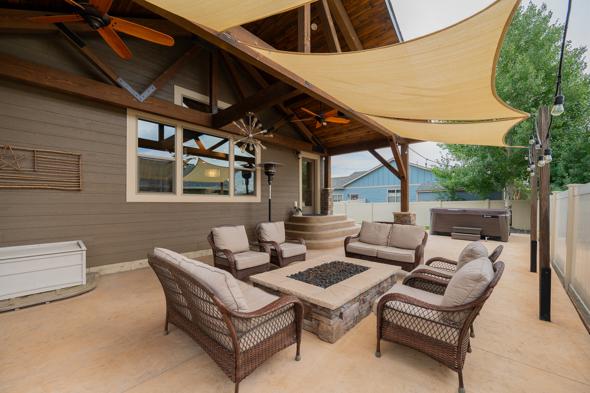 Helena, Montana, 59602, United States, 4 Bedrooms Bedrooms, ,3 BathroomsBathrooms,Residential,For Sale,1974556